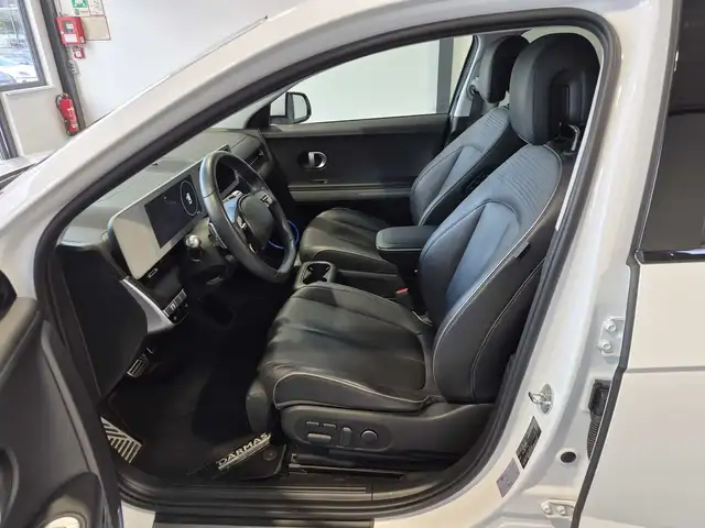 Hyundai Ioniq 5 view 8