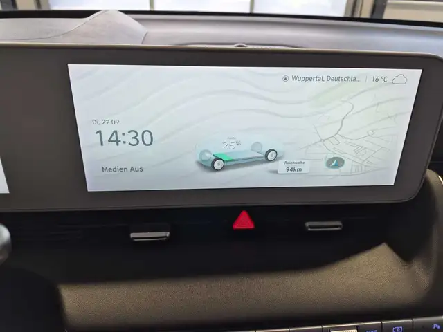 Hyundai Ioniq 5 view 11