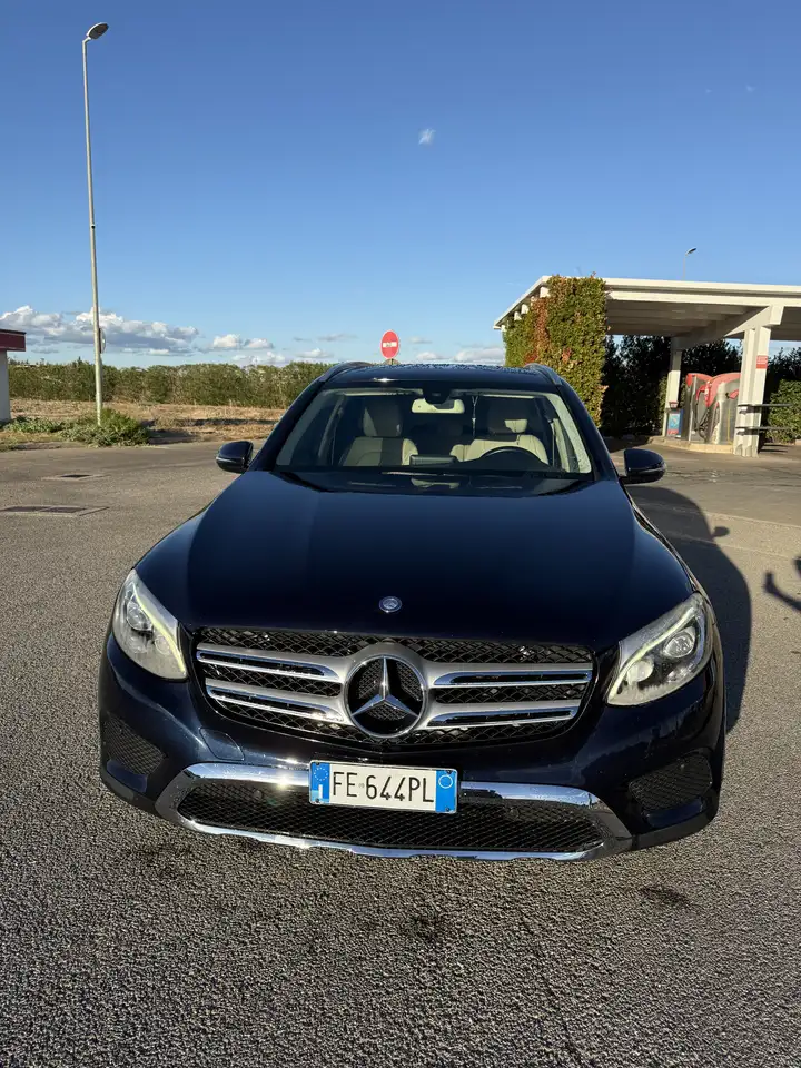 Mercedes-Benz GLC 220