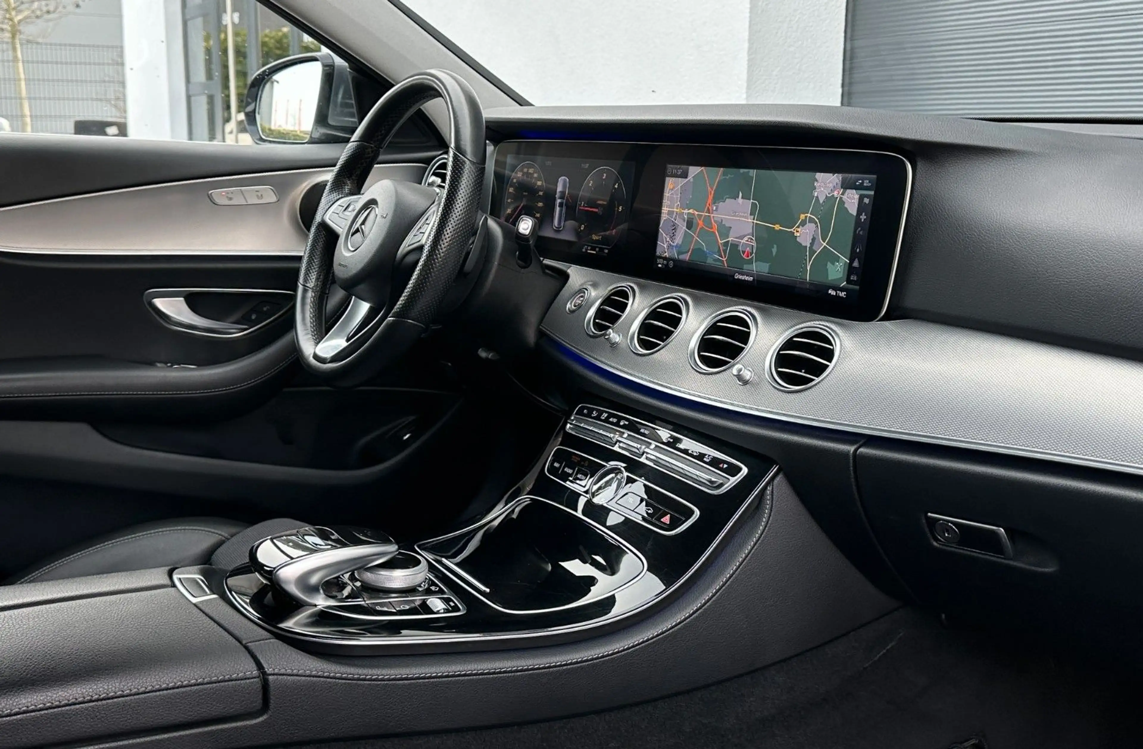 Mercedes-Benz E 220 d 9G*AMG-LINE*Ambiente*Wide*Kamera*AHK* — photo 14