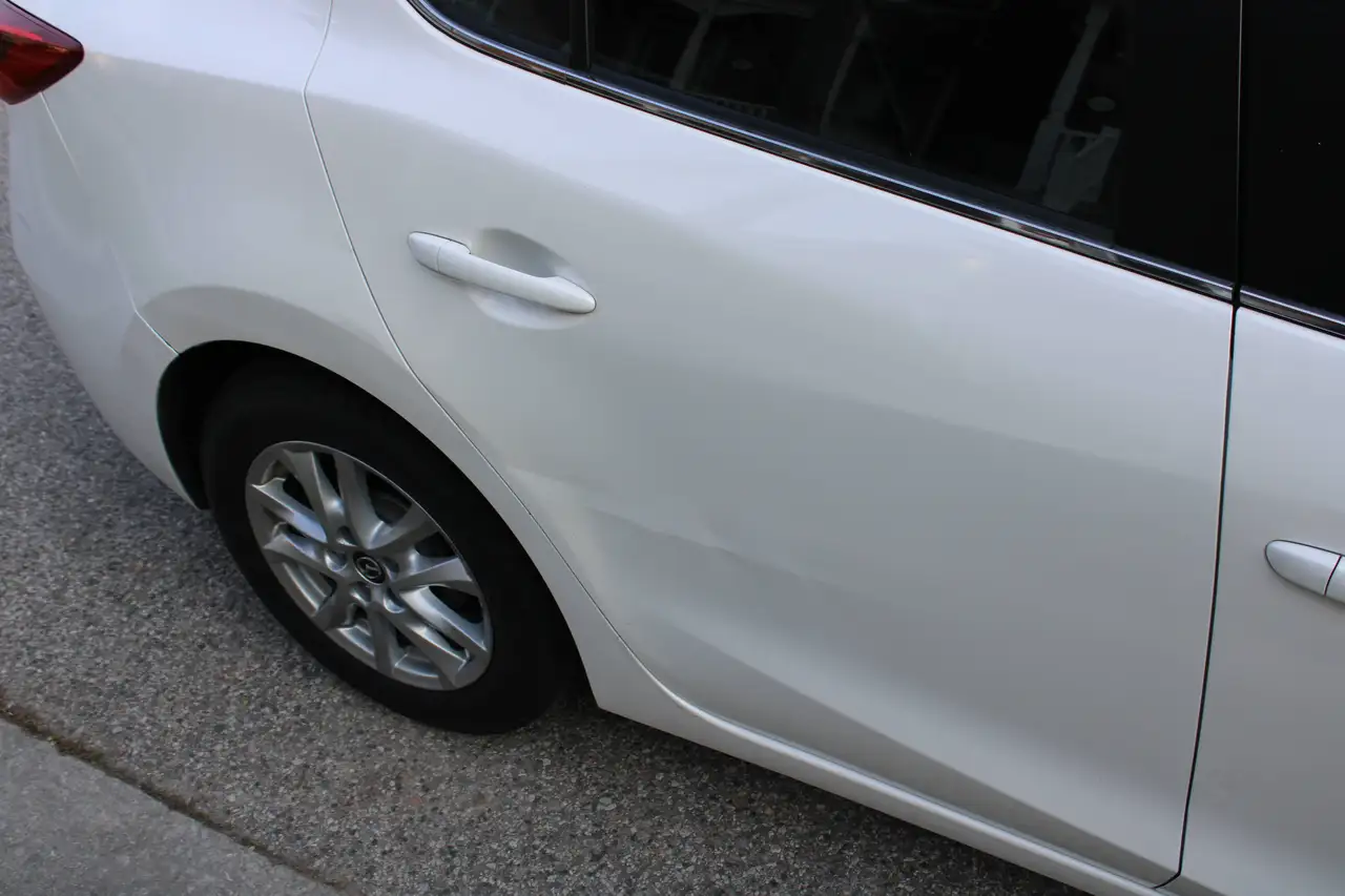 Mazda 3 снимка Mazda 3