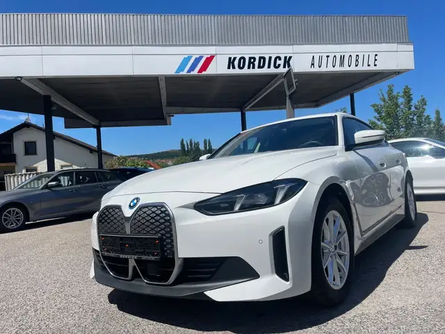 BMW i4 eDrive 40 GRAN COUPÉ MOD.2025/LC+/LED/SHZ/CAM