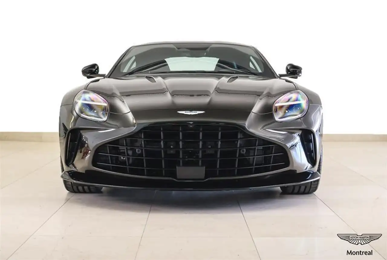 Aston Martin Vantage снимка Aston Martin Vantage