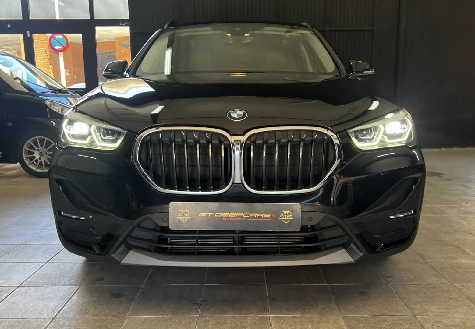 BMW X1 xDrive25eA Noir - 1