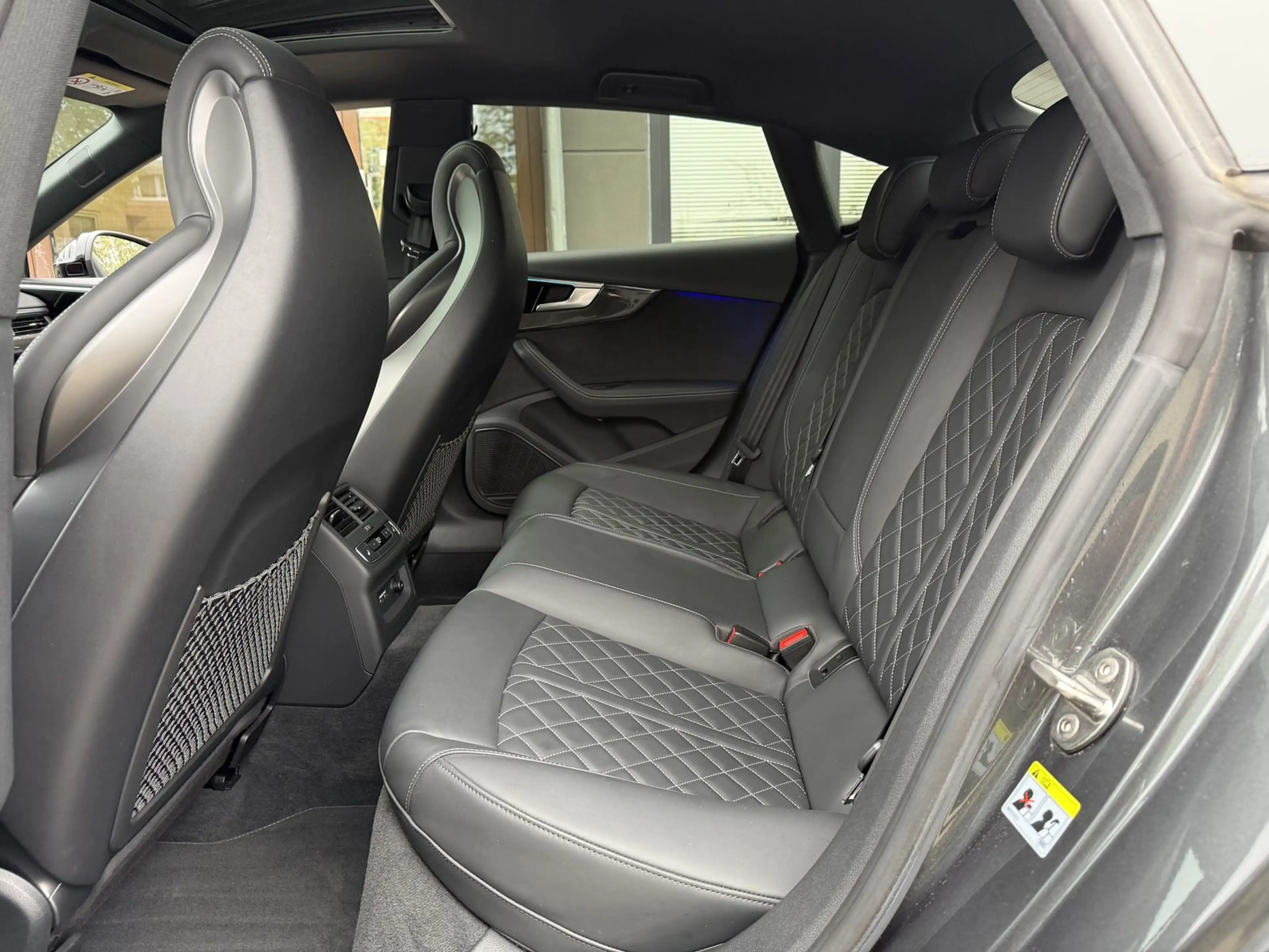 Audi A5 40 TDI S-Line edition one*LASER*AHK*VC*360°* — photo 15