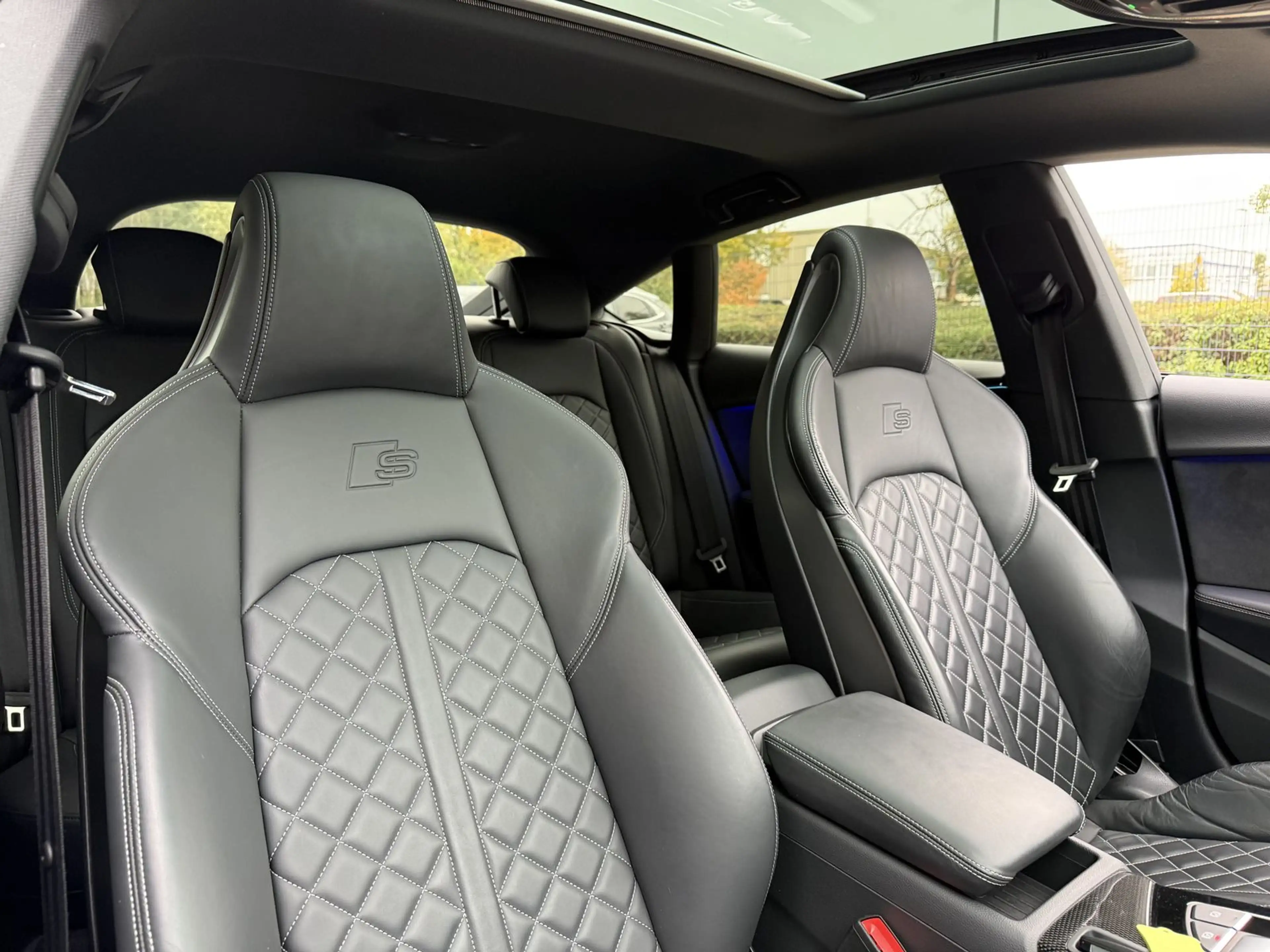 Audi A5 40 TDI S-Line edition one*LASER*AHK*VC*360°* — photo 14