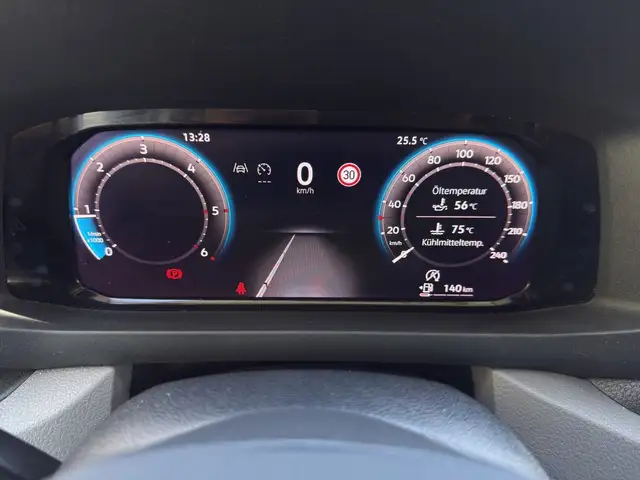 Volkswagen Crafter view 6