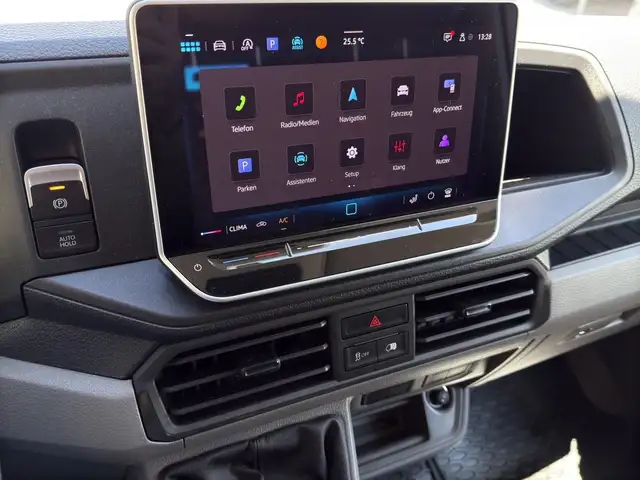 Volkswagen Crafter view 7