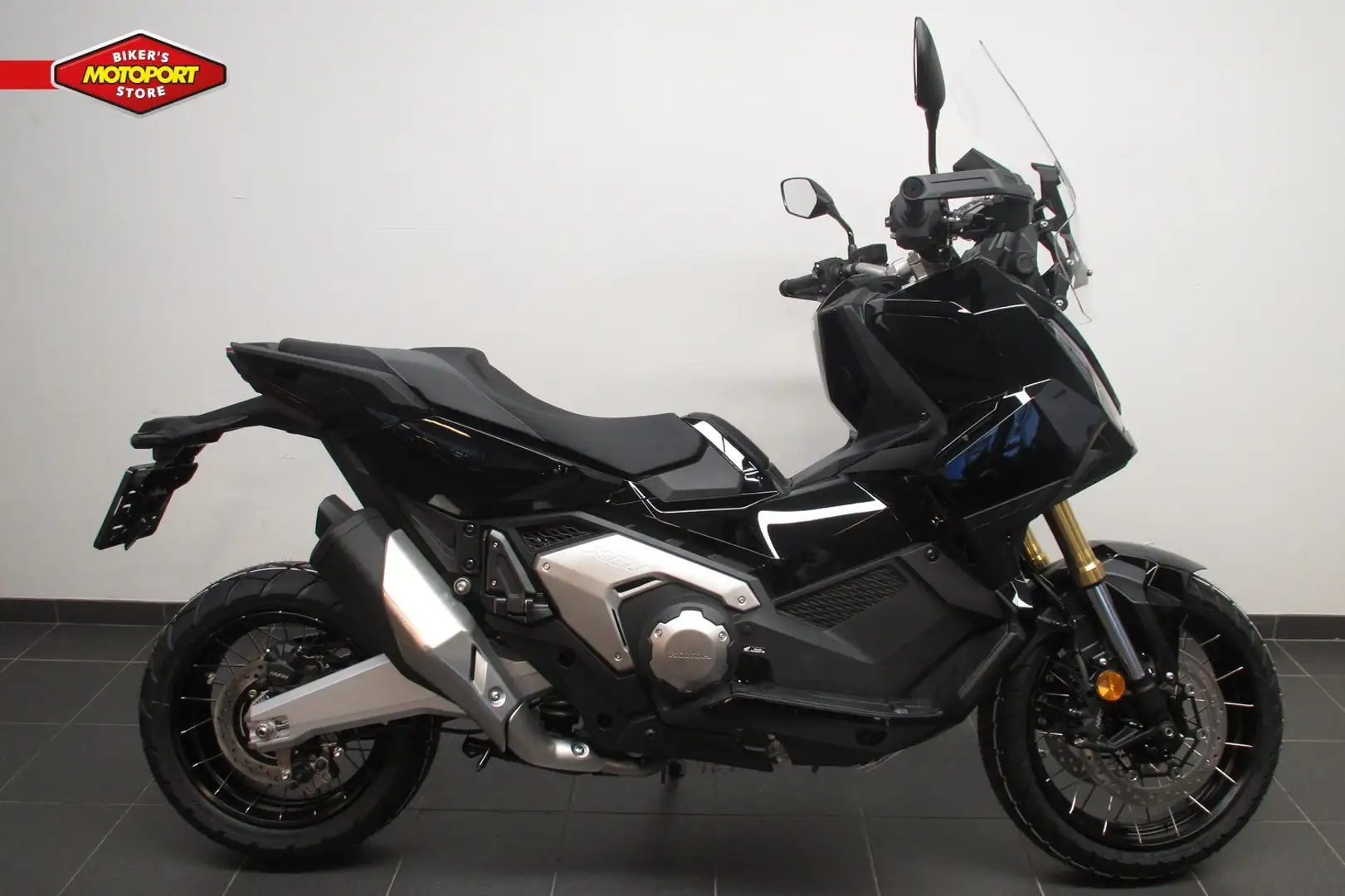 Honda X-ADV 750 Чорний - 1