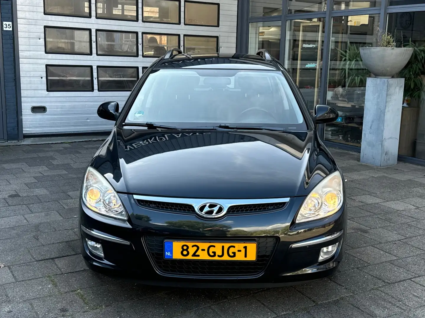 Hyundai i30 CW 1.6i Dynamic | Elek-Pakket | Airco | NW APK Noir - 2