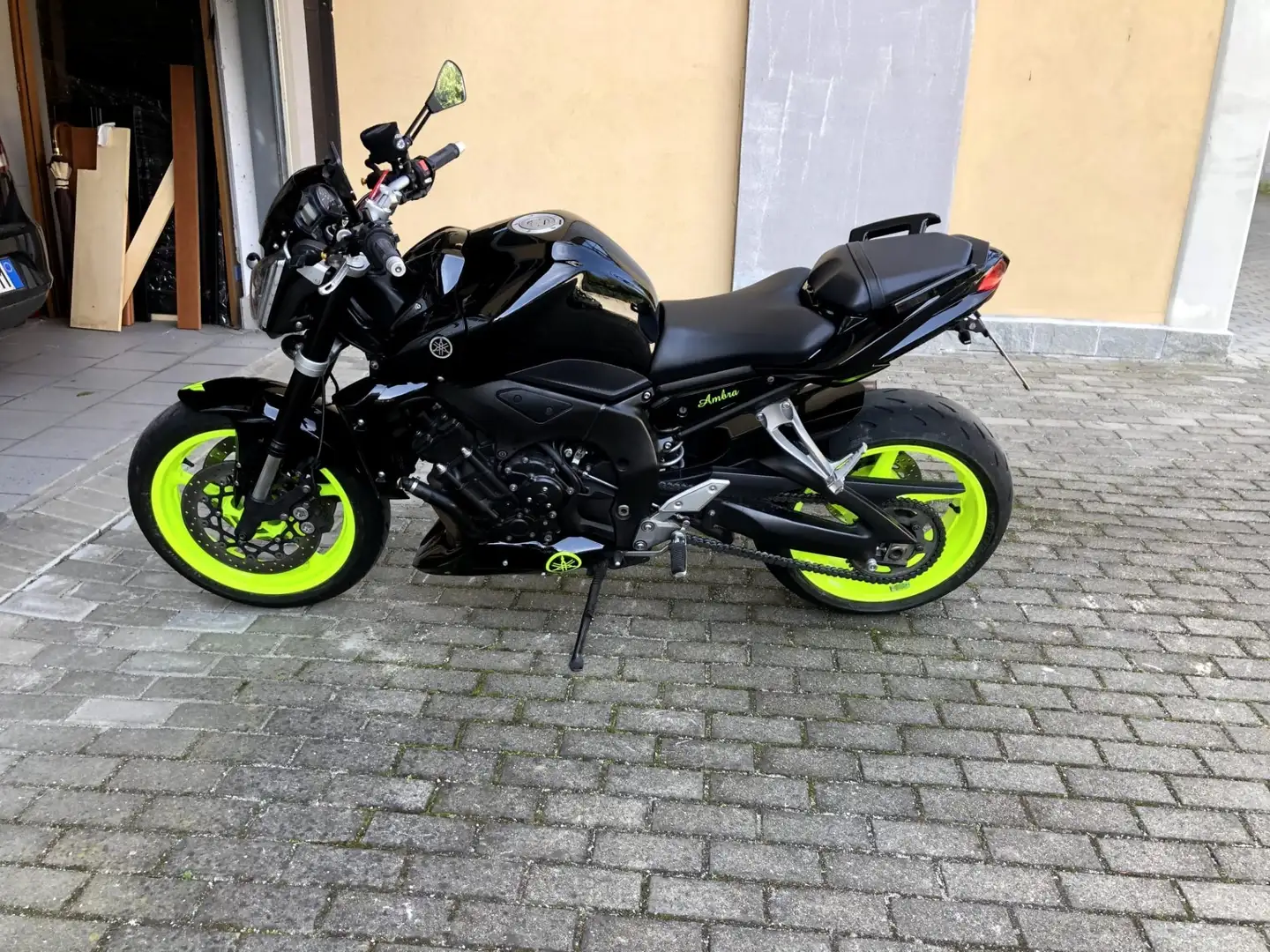 Yamaha FZ 1 Negro - 2