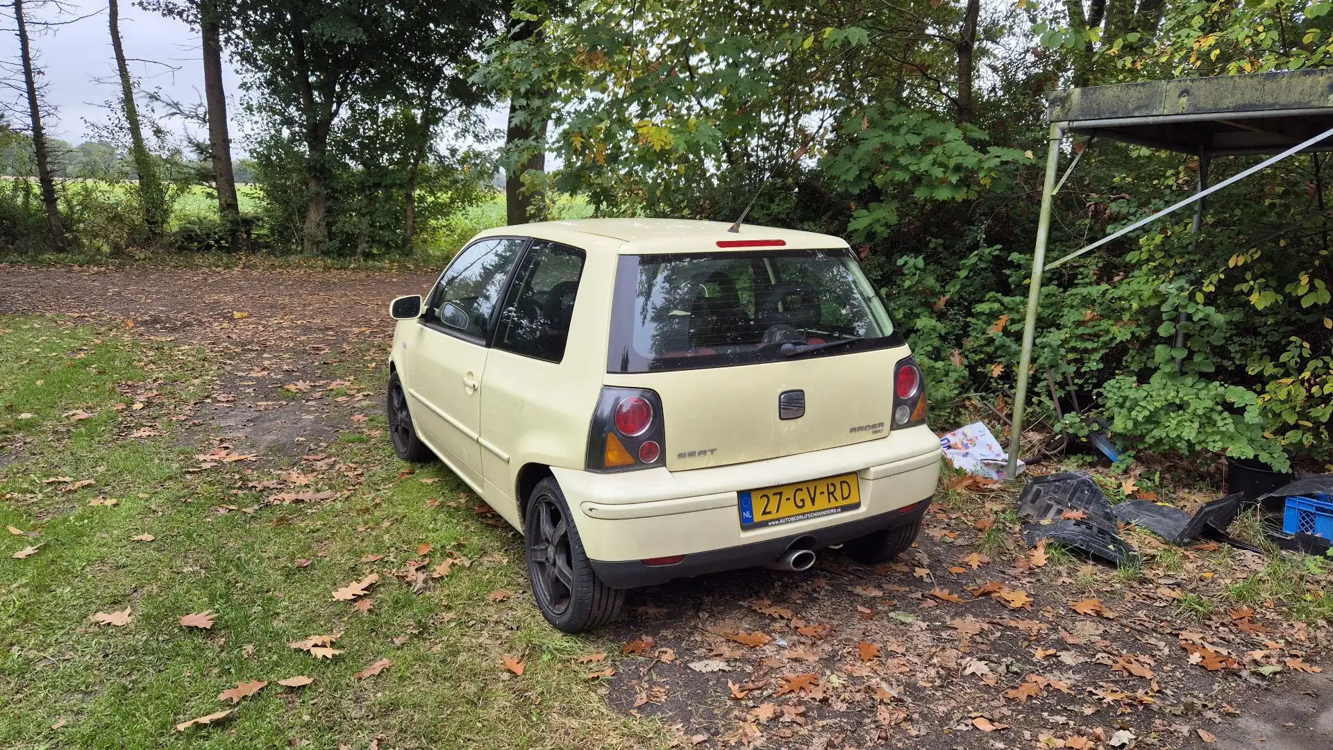 SEAT Arosa 1.4i-16V Sport Yellow - 2