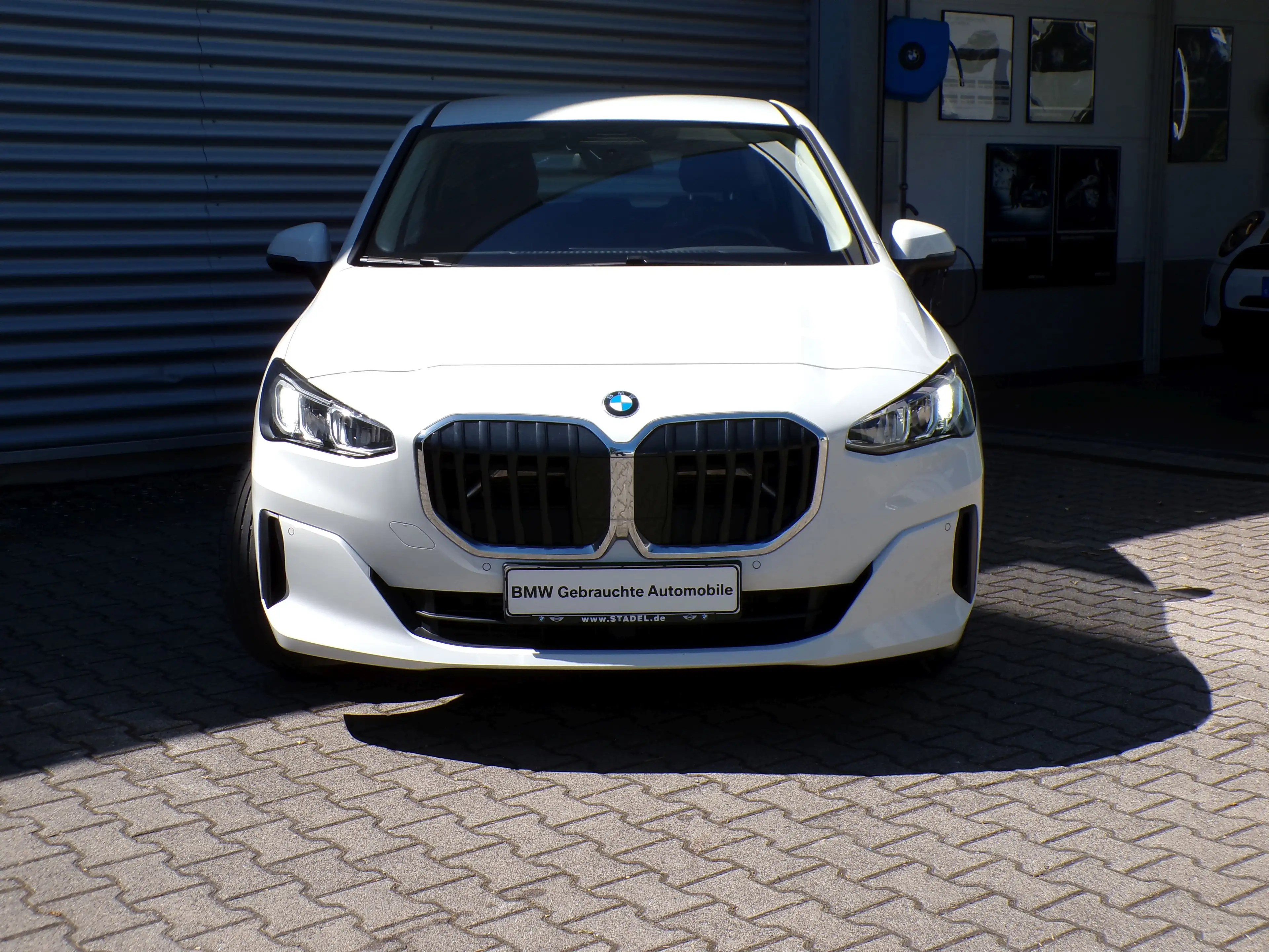 BMW 223 i Active Tourer Navi CarPlay Kamera AHK SH LM — photo 2