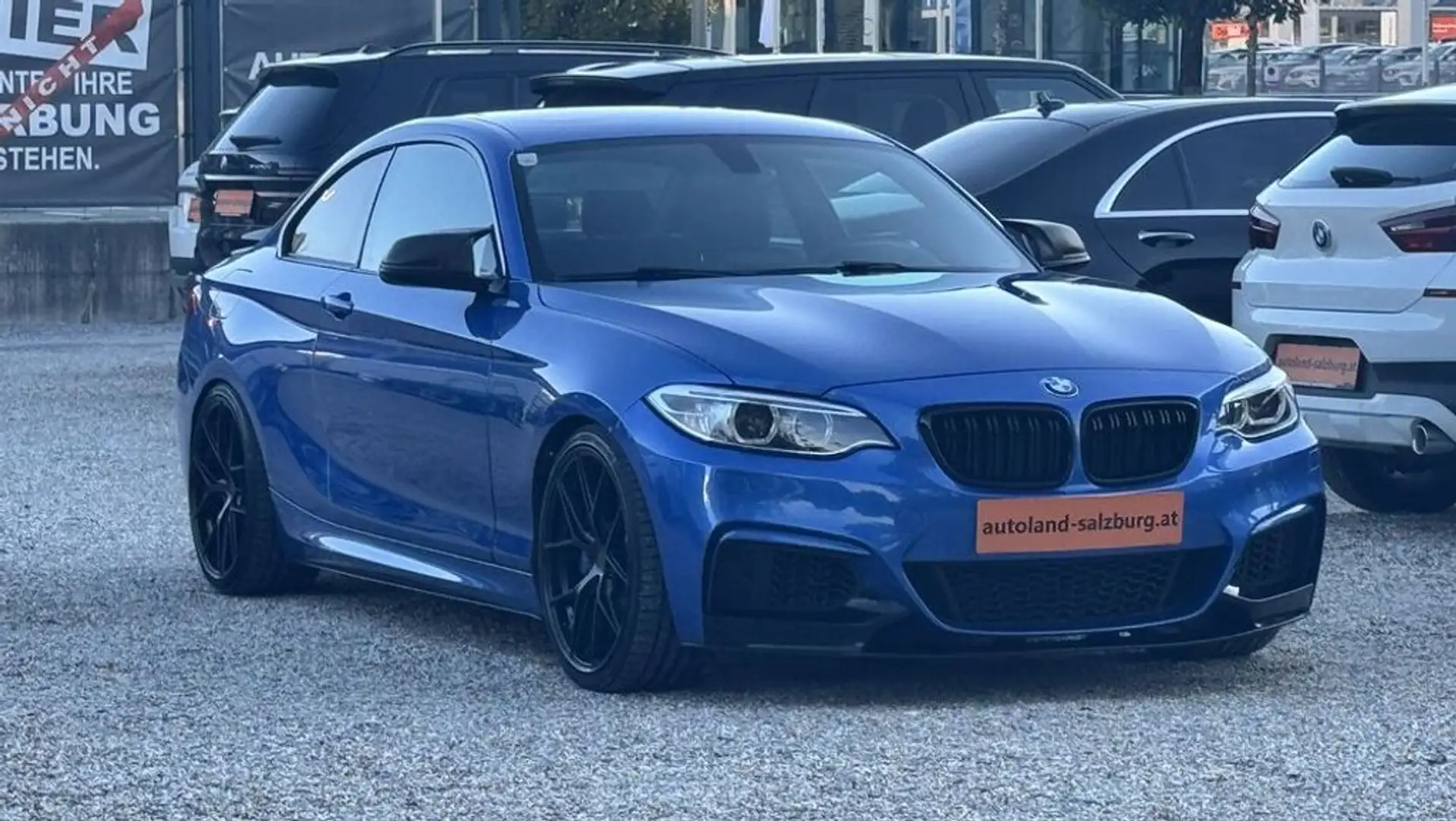 BMW 235 M235i KW V3 Downpipe Performance Lenkrad Blau - 1
