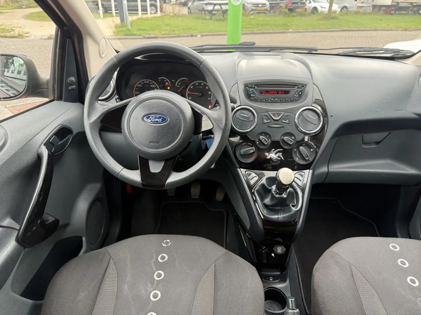 Ford Ka/Ka+ 1.2 Titanium airco cd start&stop nette auto Schwarz - 2