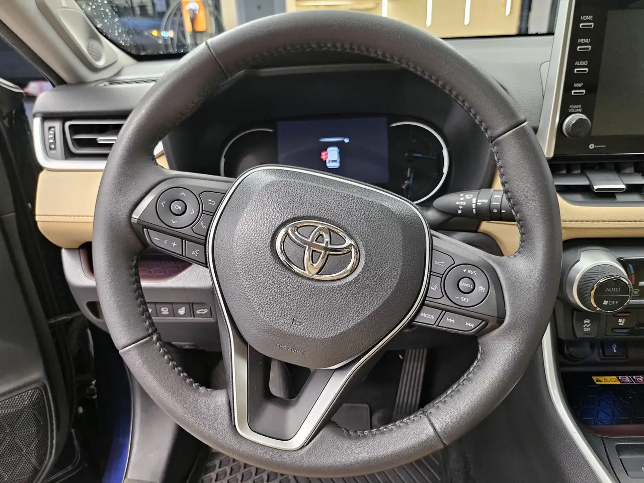 Toyota RAV 4 снимка Toyota RAV 4