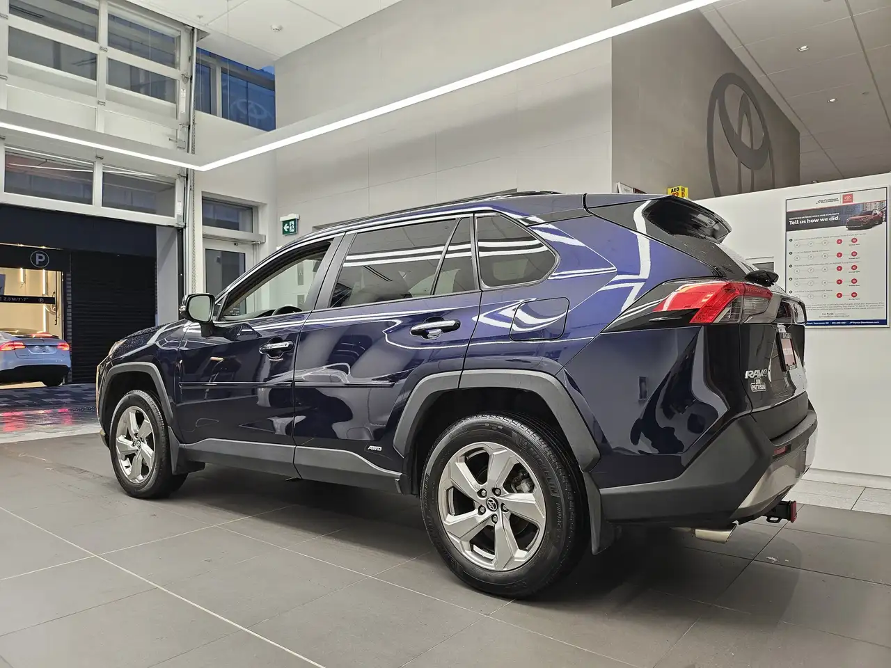 Toyota RAV 4 снимка Toyota RAV 4