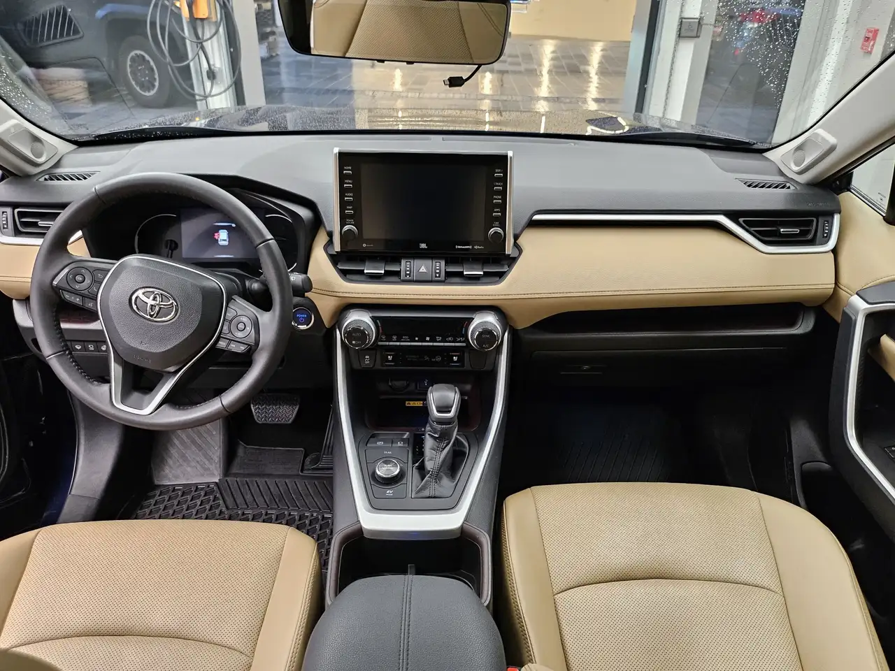 Toyota RAV 4 снимка Toyota RAV 4