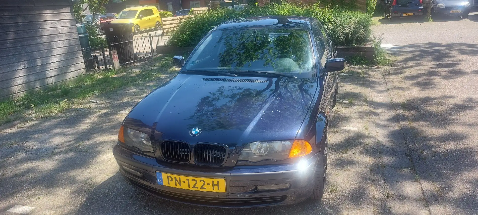 BMW 330 318i Executive Blauw - 1
