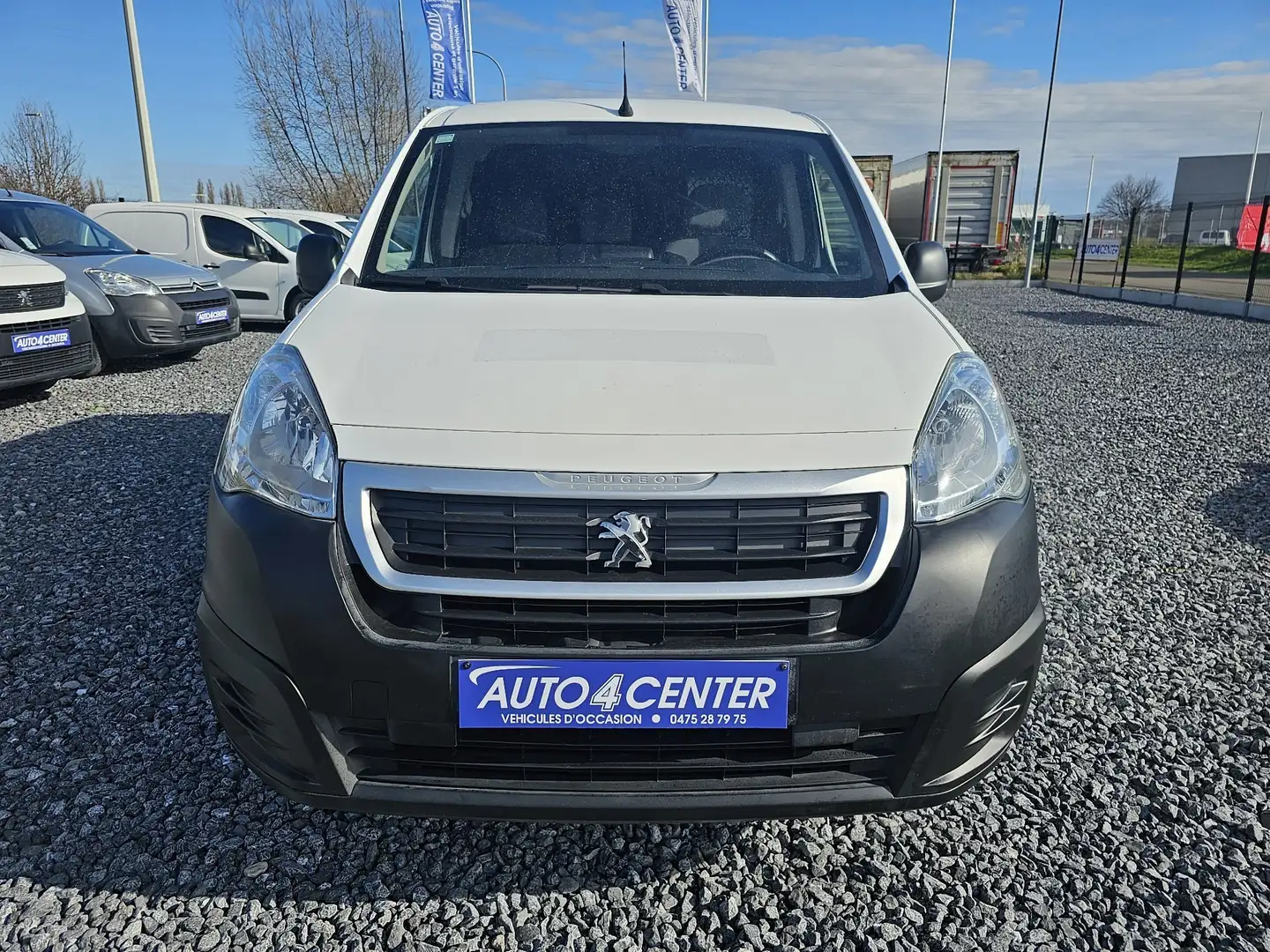 Peugeot Partner 1.6 e-HDi TVAC // BOITE AUTO/ GPS/GARANTIE 1 AN // Blanco - 2