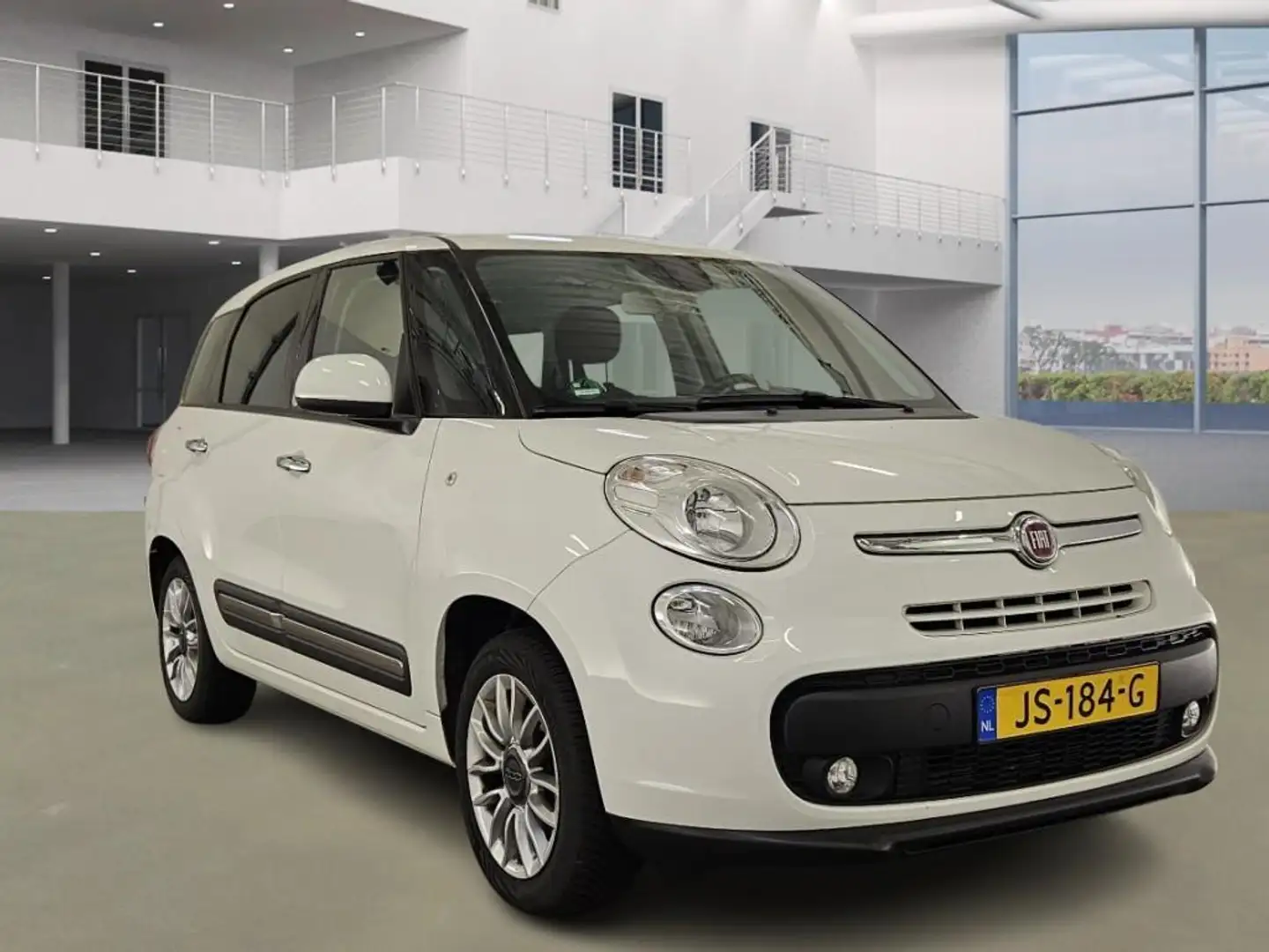 Fiat 500L Living 0.9 TwinAir Lounge 7p. Blanc - 2