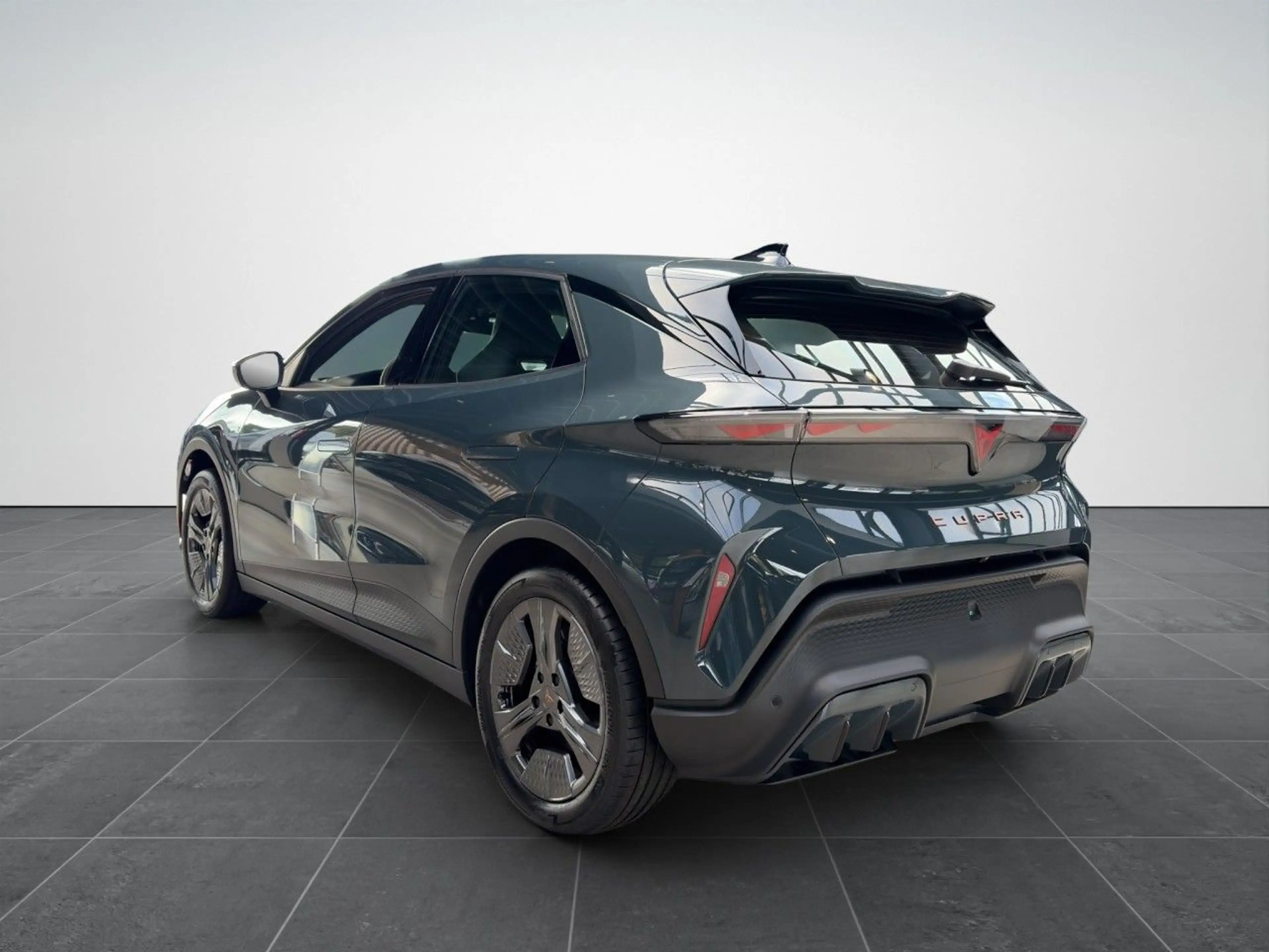 CUPRA Raval 155 W Endurance Launch Edition Dynamic LED — photo 4