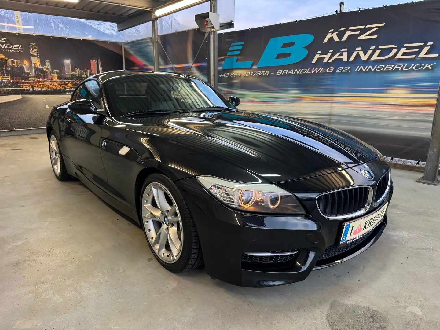 BMW Z4 sDrive 23i Schwarz - 1