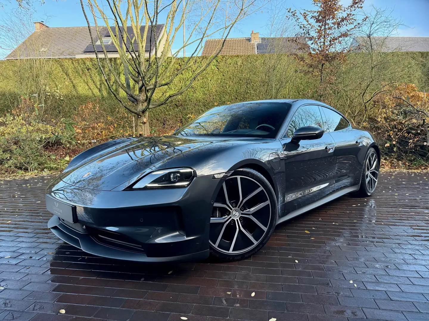 Porsche Taycan Facelift 105kWh/PANO/Bose/Head-Up/Sport Chrono/ACC Grau - 1