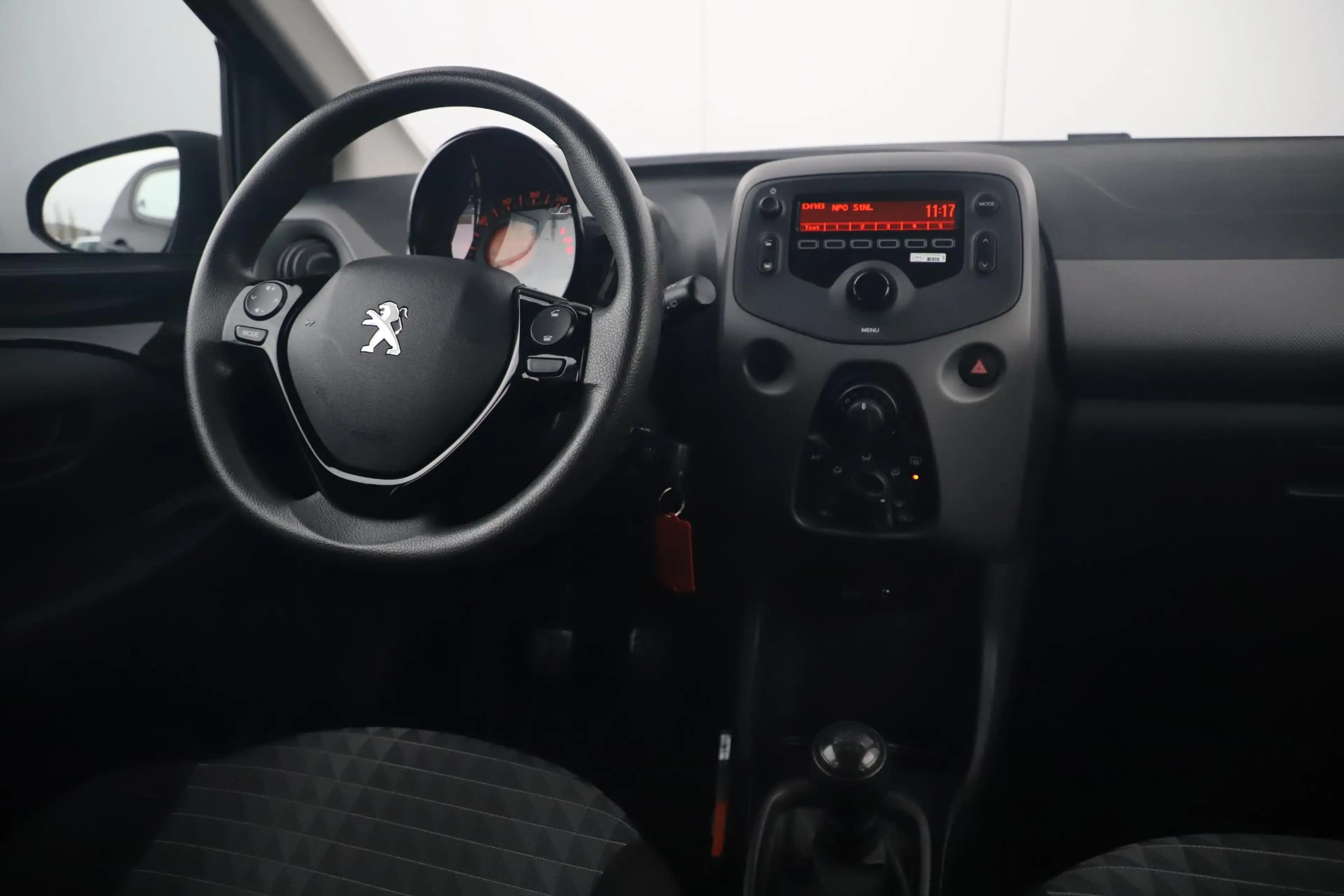 Peugeot 108 1.0 e-VTi Active Radio Bluetooth Airco Elektrische — photo 13
