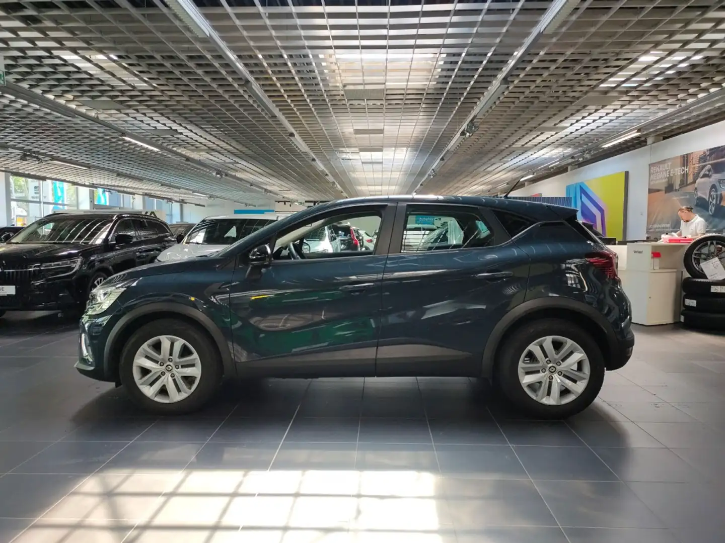 Renault Captur II Zen 1.0 TCe 90 Klima Einparkhilfe Fenster el. Azul - 2
