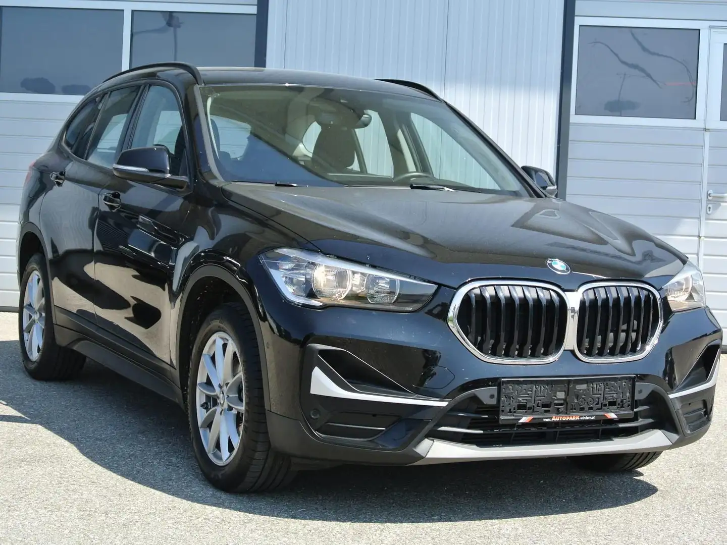 BMW X1 sDrive16d ** Head-up ** NAVI * KAMERA * Noir - 1