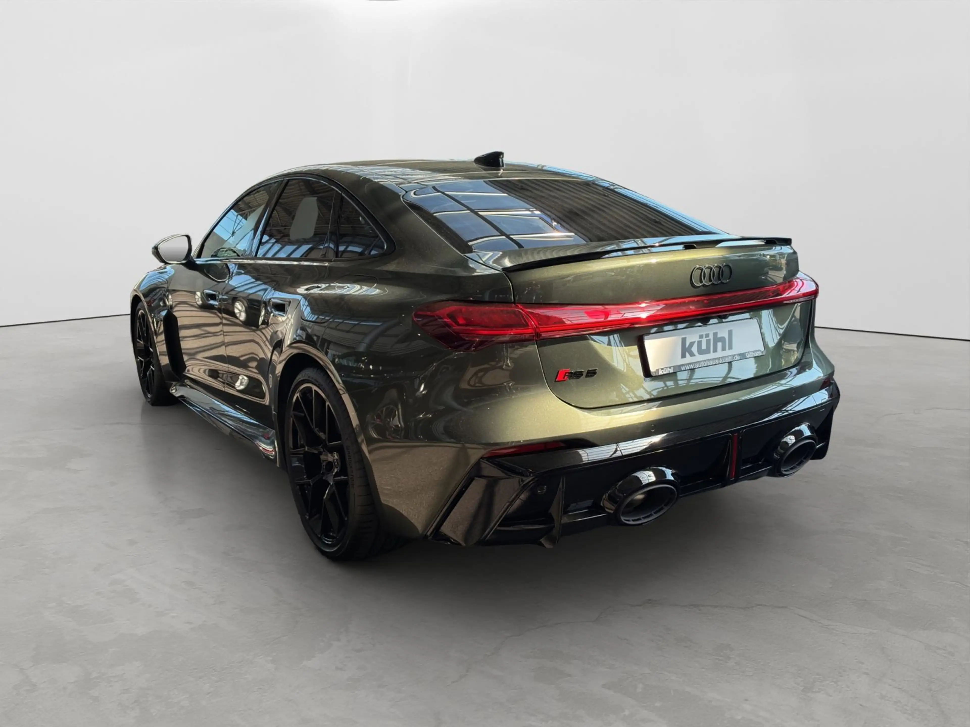Audi RS5 TFSI quattro tiptronic 21' PANO A — photo 3