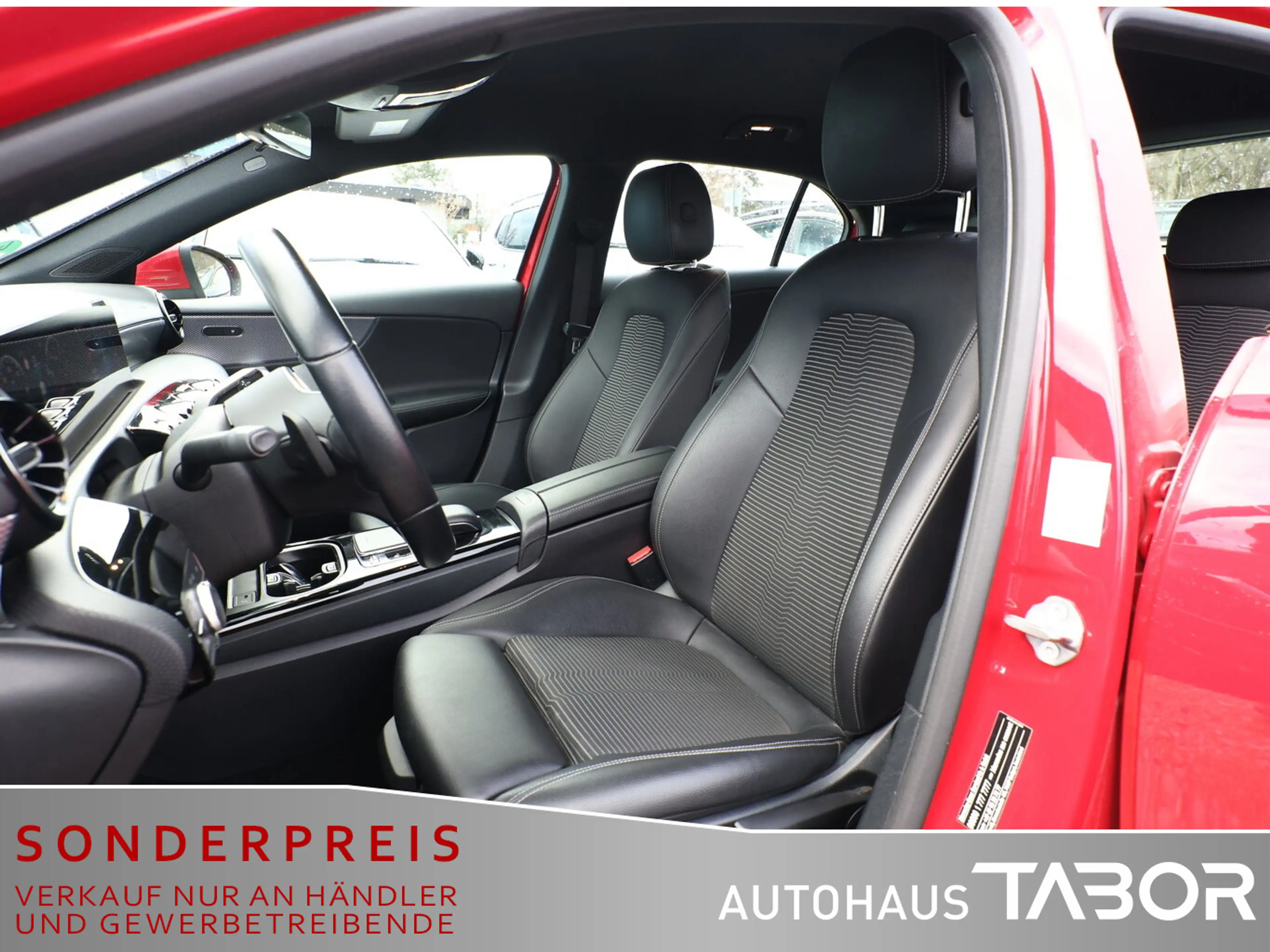 Mercedes-Benz A 220 A 220 DCT 4Matic Progressive LED Nav Kam ParkAs — photo 6