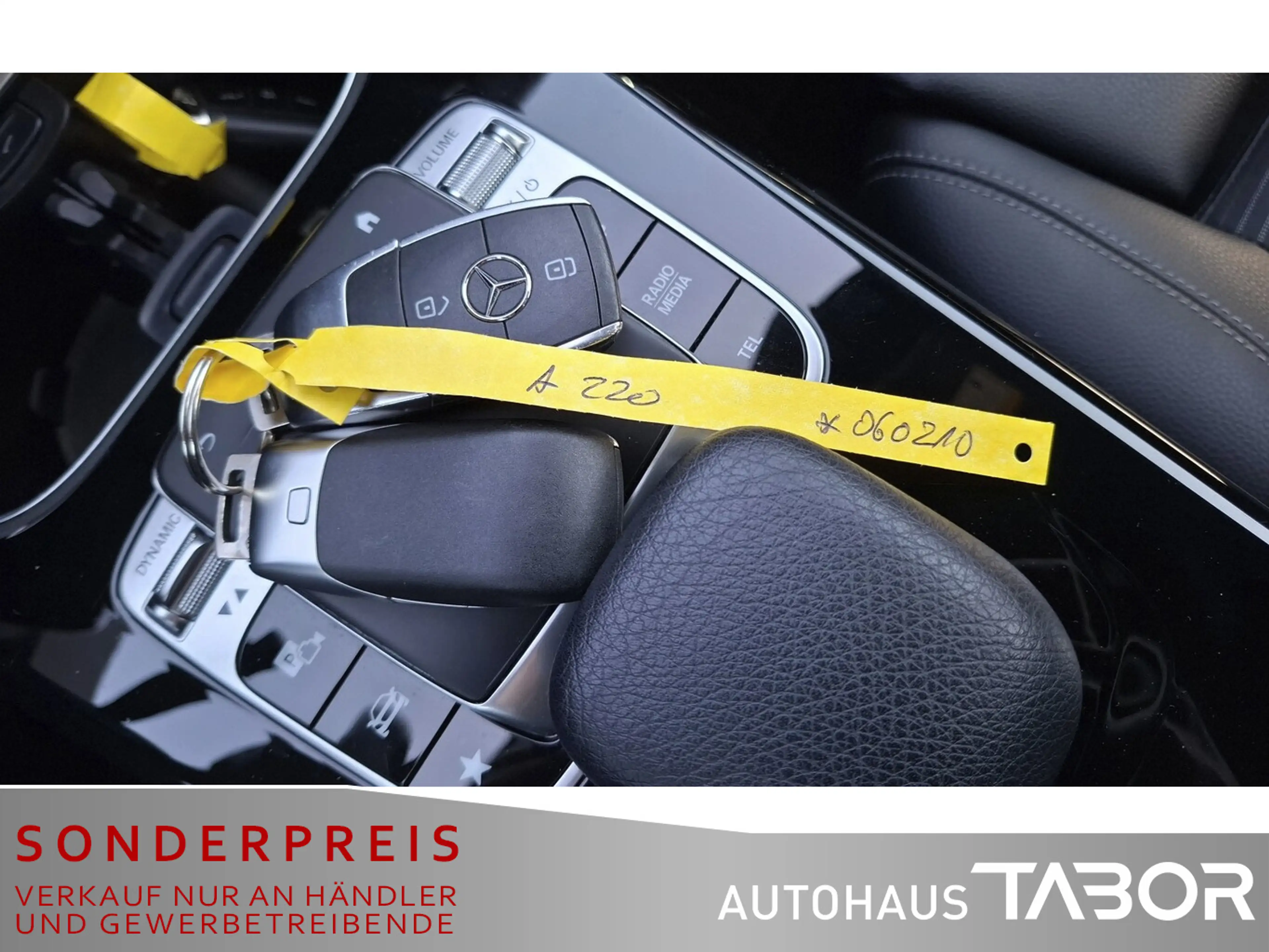 Mercedes-Benz A 220 A 220 DCT 4Matic Progressive LED Nav Kam ParkAs — photo 13