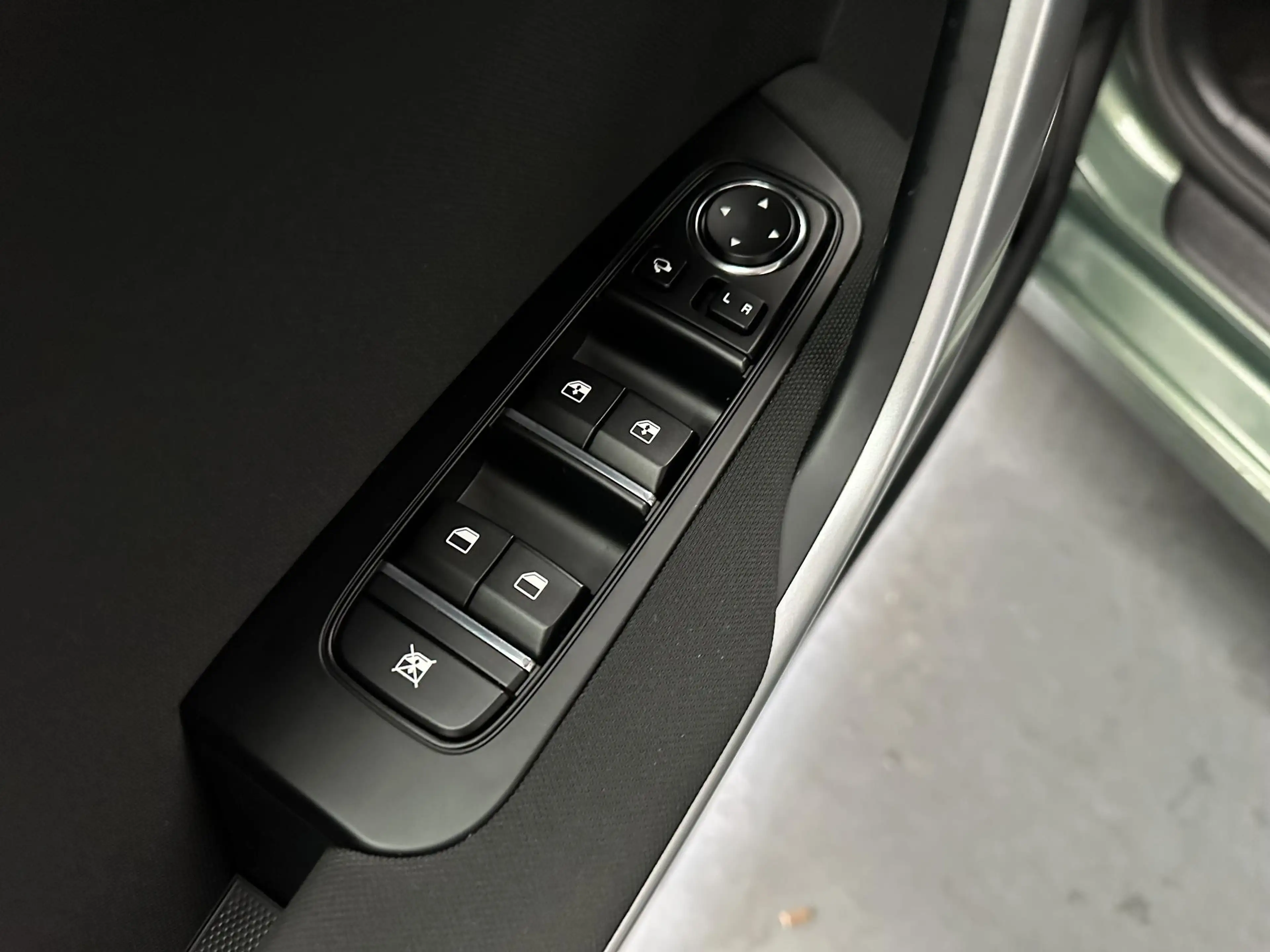 Kia Ceed SW / cee'd SW Sportswagon 1.5 T-GDi DynamicLine — photo 3