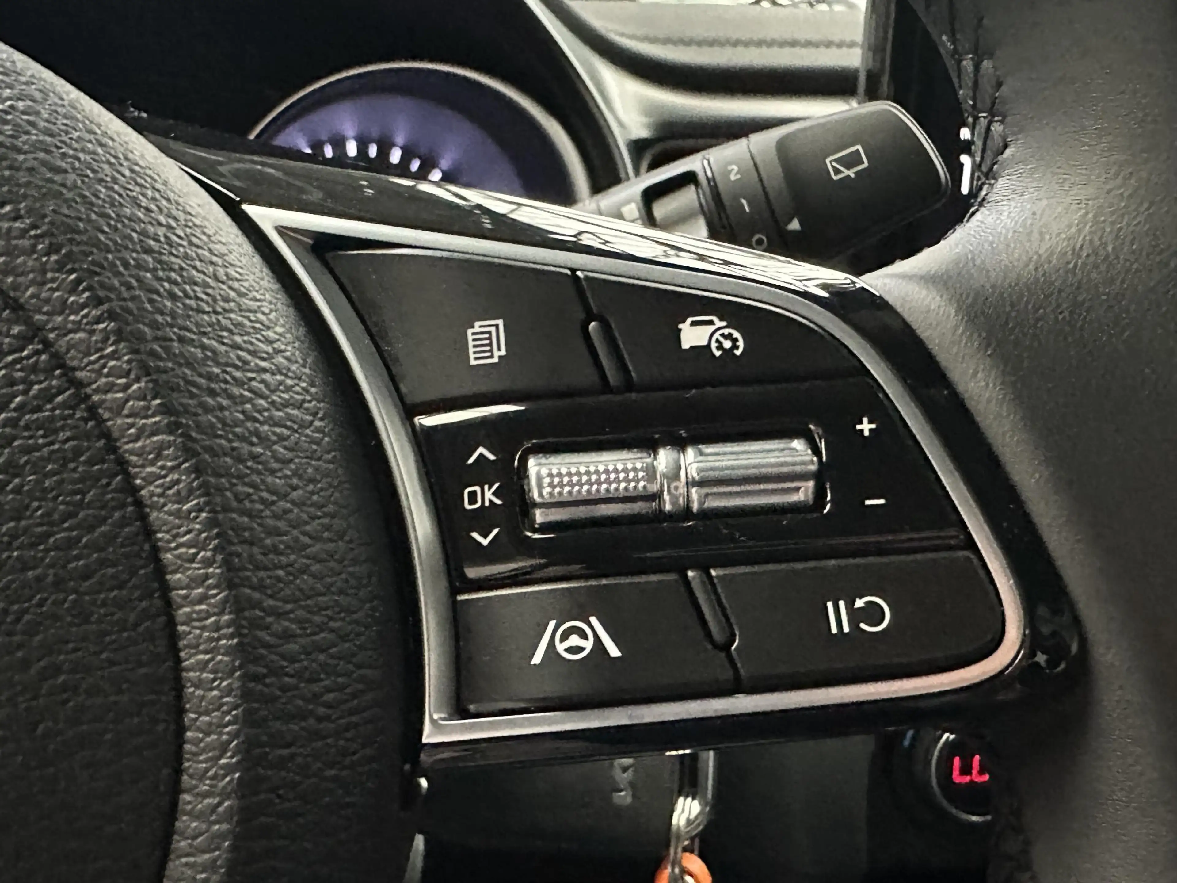 Kia Ceed SW / cee'd SW Sportswagon 1.5 T-GDi DynamicLine — photo 12