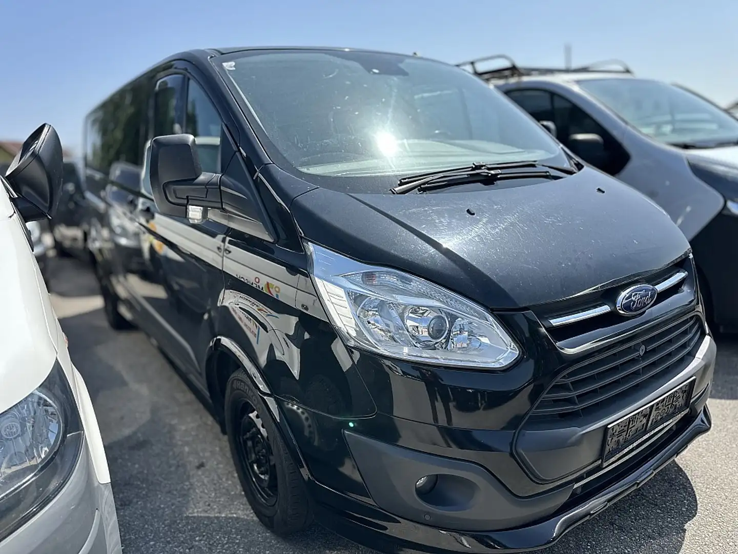 Ford Transit Custom DOPPELKABINE 2,0 TDCi Schwarz - 1