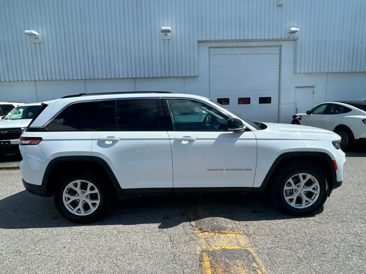 Jeep Grand Cherokee снимка Jeep Grand Cherokee