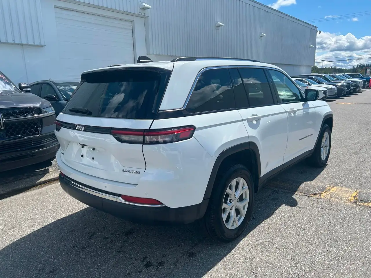 Jeep Grand Cherokee снимка Jeep Grand Cherokee