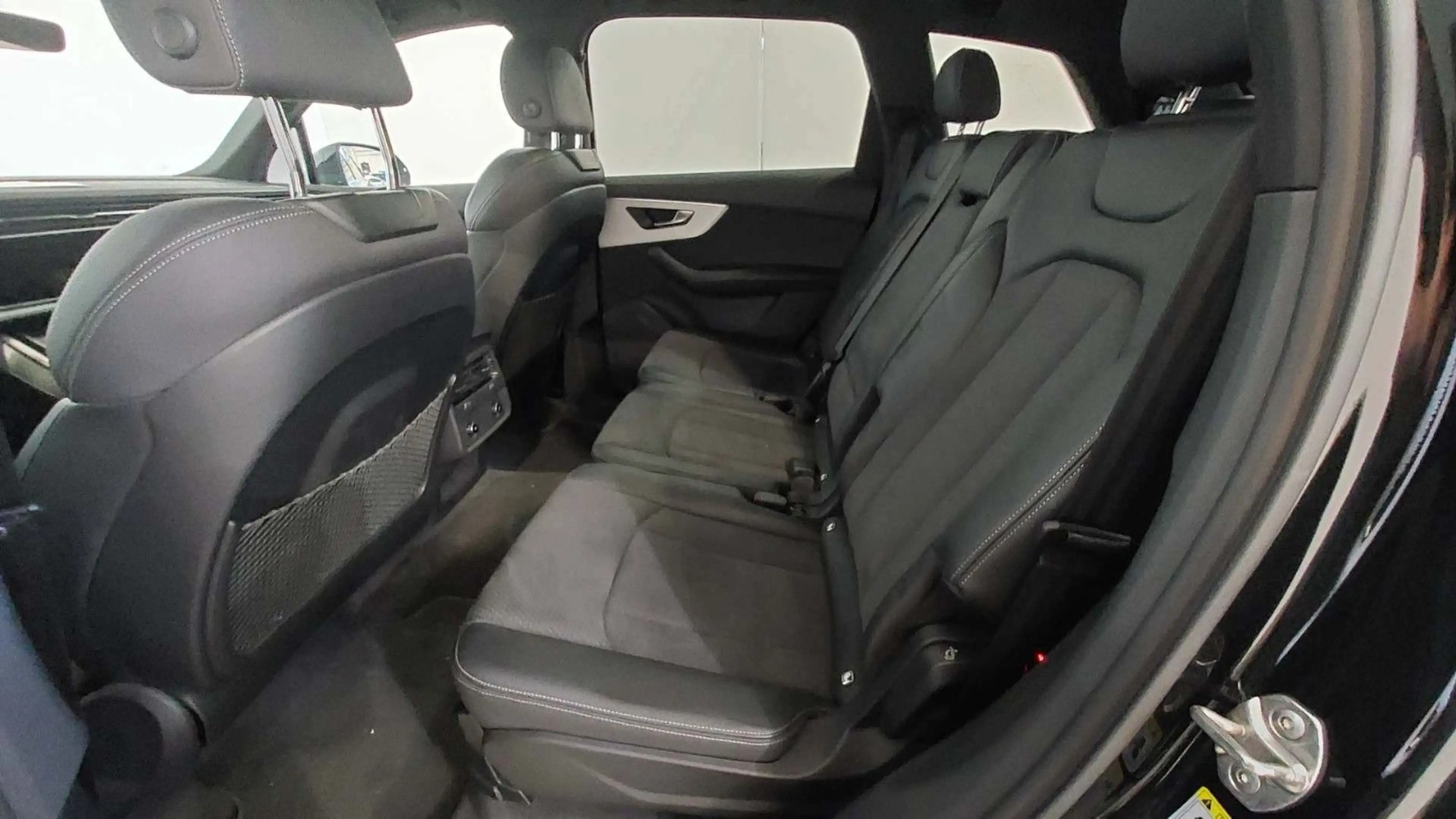 Audi Q7 50|S-LINE|7-SITZ|LUFTFEDER.|PANORAMA|KAMERA| — photo 7