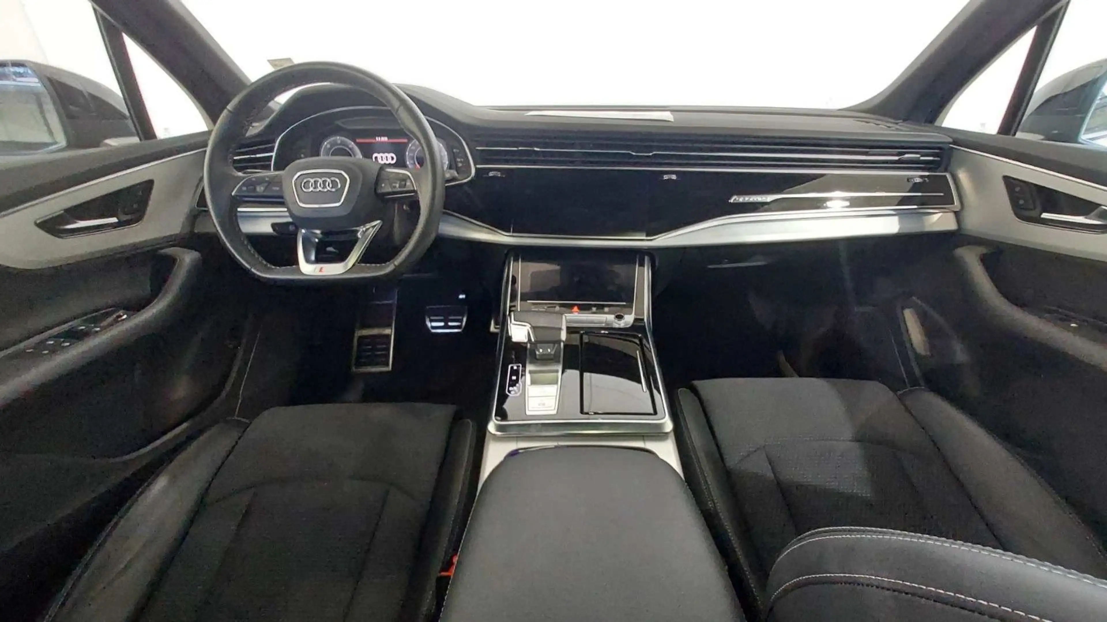 Audi Q7 50|S-LINE|7-SITZ|LUFTFEDER.|PANORAMA|KAMERA| — photo 6