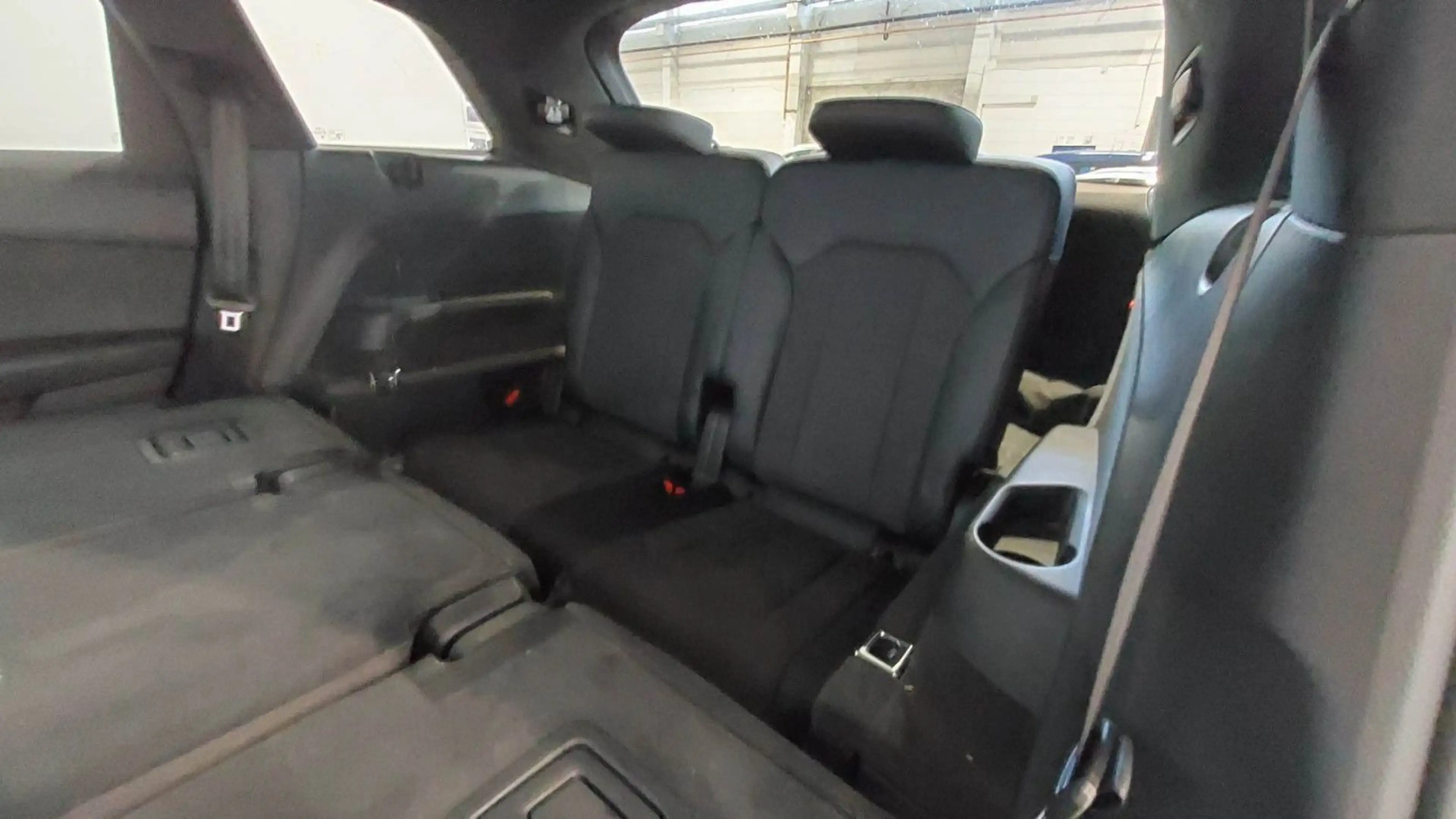 Audi Q7 50|S-LINE|7-SITZ|LUFTFEDER.|PANORAMA|KAMERA| — photo 8