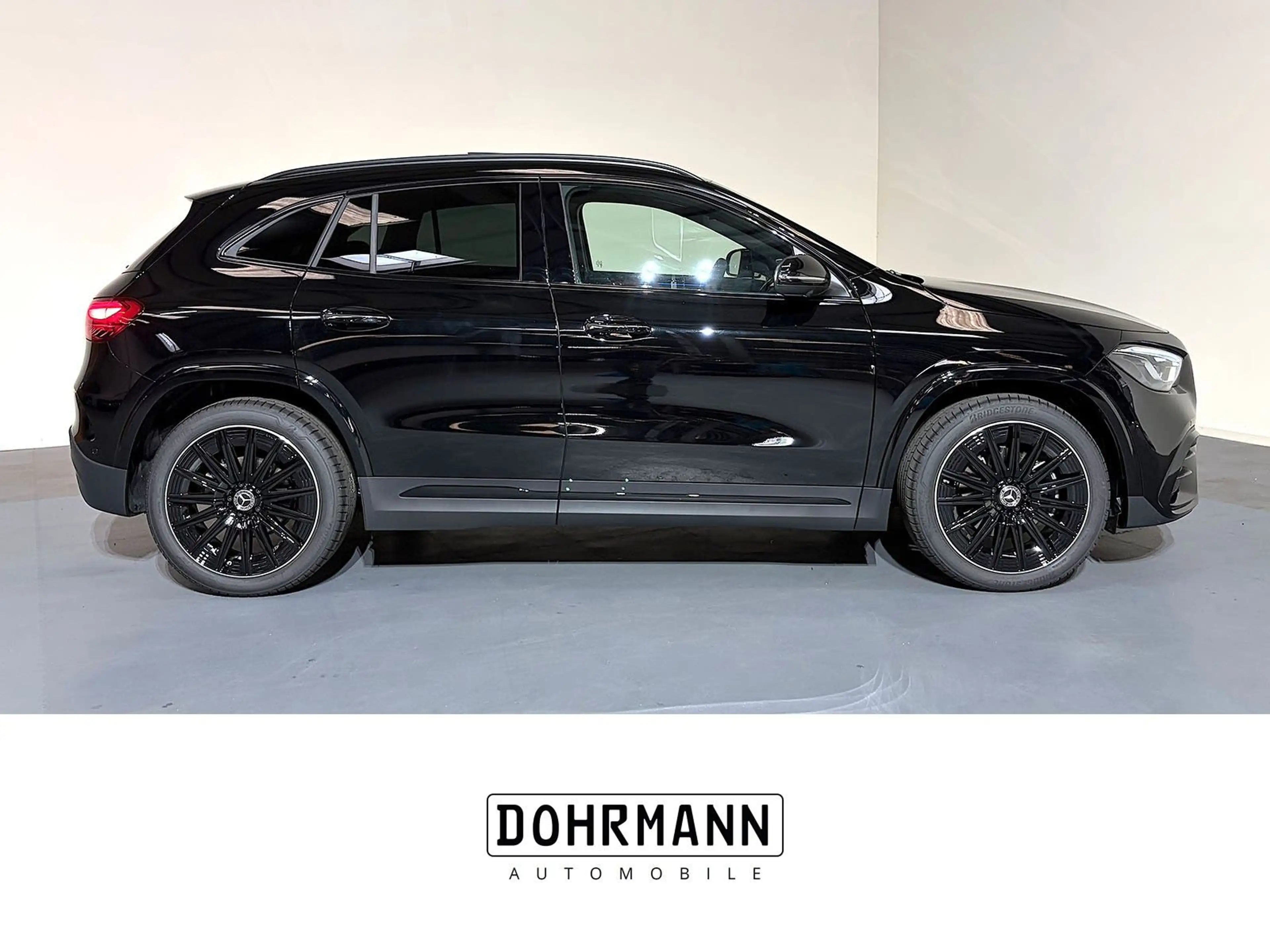 Mercedes-Benz GLA 200 AMG Line Plus*Night*Black/red/MY27/Full! — photo 8