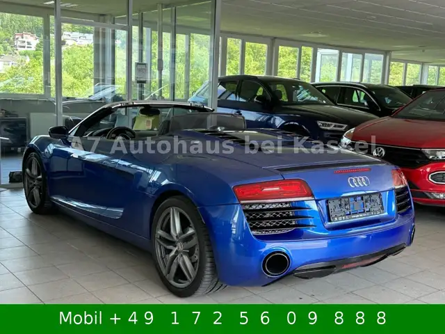 Audi R8 view 8