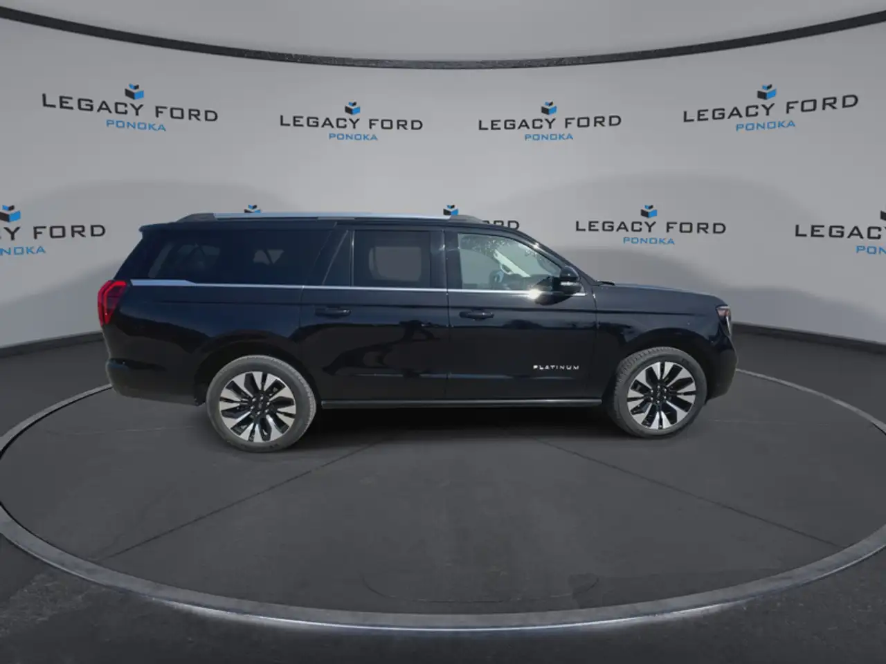Ford Expedition снимка Ford Expedition