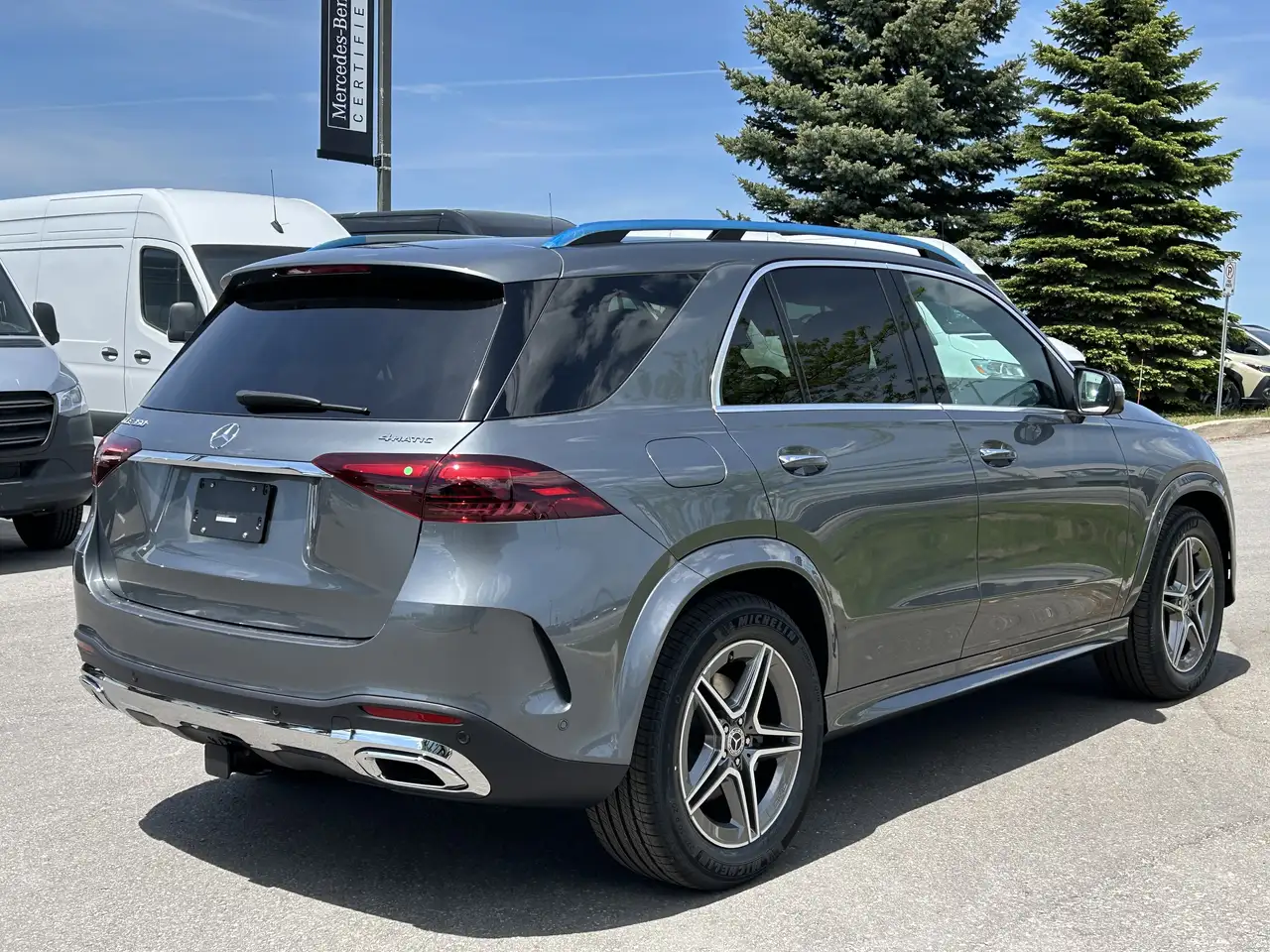 Mercedes-Benz GLE снимка Mercedes-Benz GLE