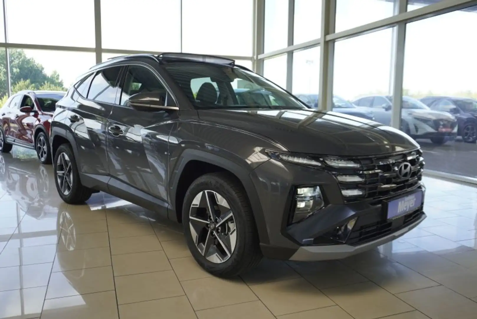 Hyundai TUCSON 1.6 T-GDI DCT Pano/Matrix/Keyless/el.Klappe    ** Grau - 2
