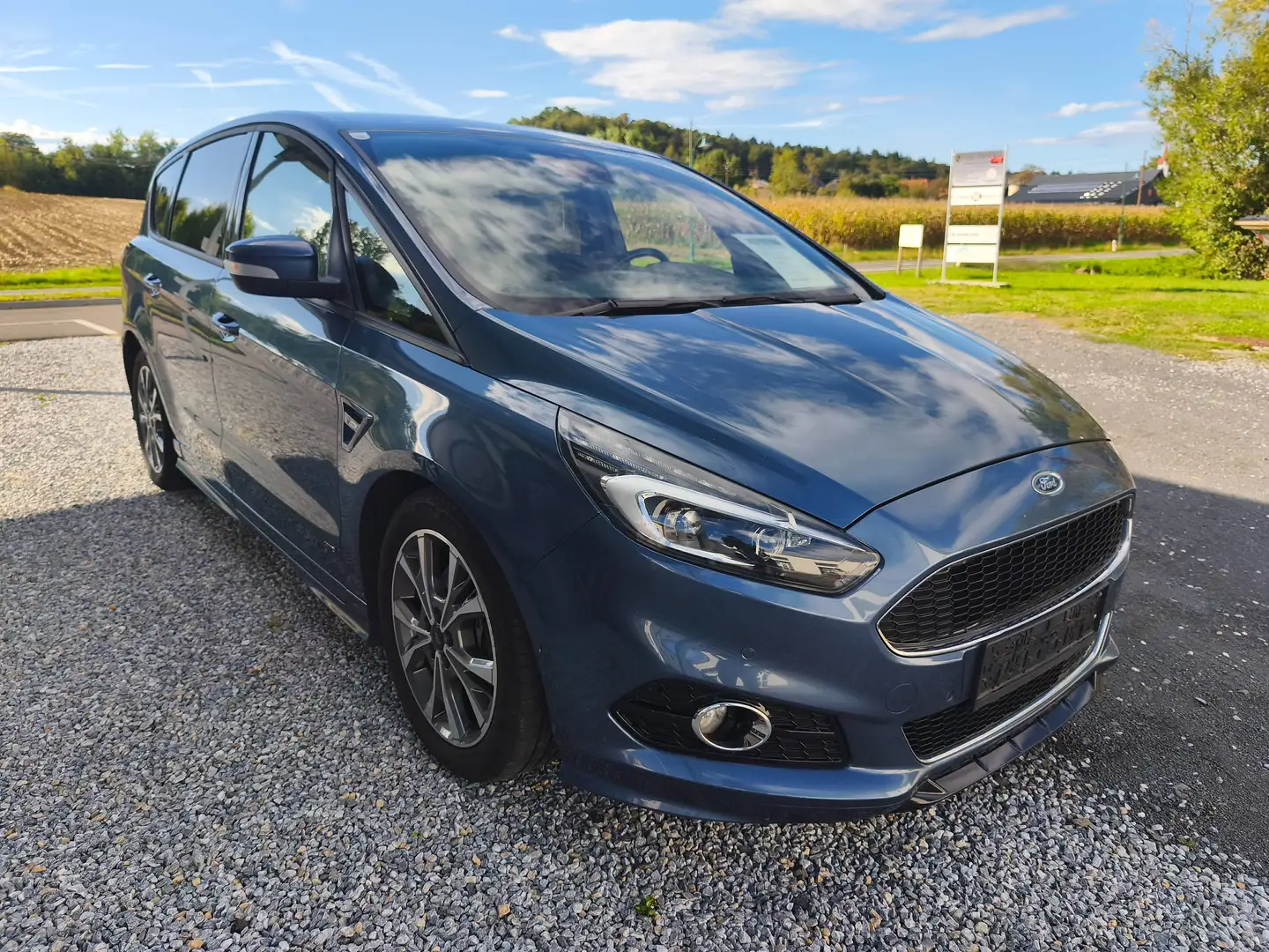 Ford S-Max ST-Line AWD Blau - 1