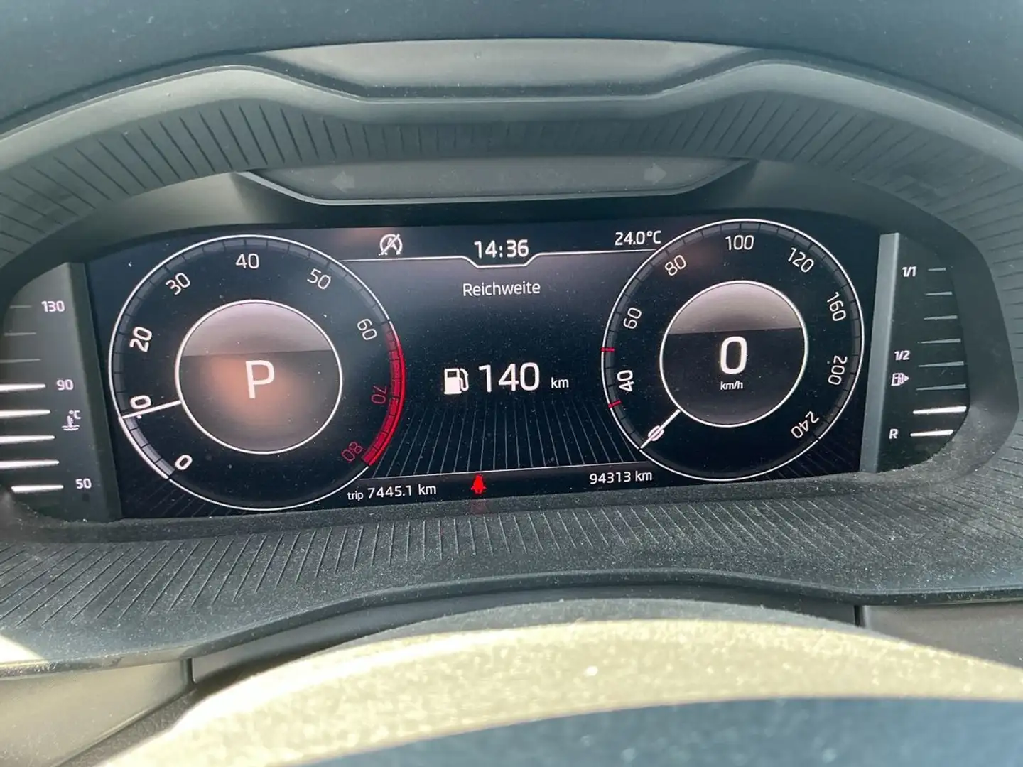 Skoda Kamiq Kamiq 1.5 TSI DSG Style Černá - 2