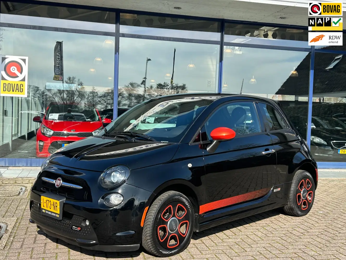 Fiat 500e 24kwh 48D-KM! Aut. Leer App-Connect Clima Park.Sen Noir - 1